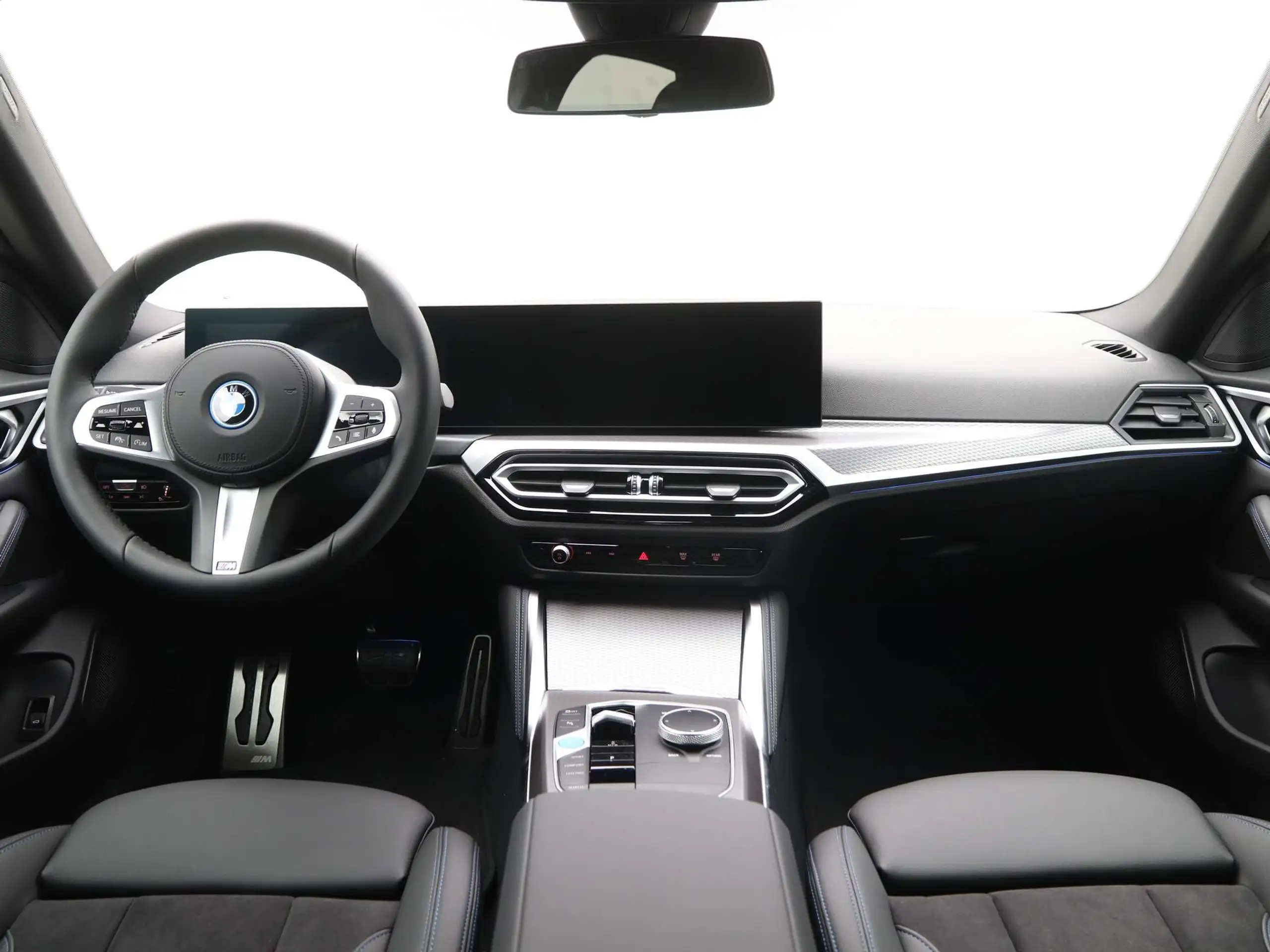 BMW - i4