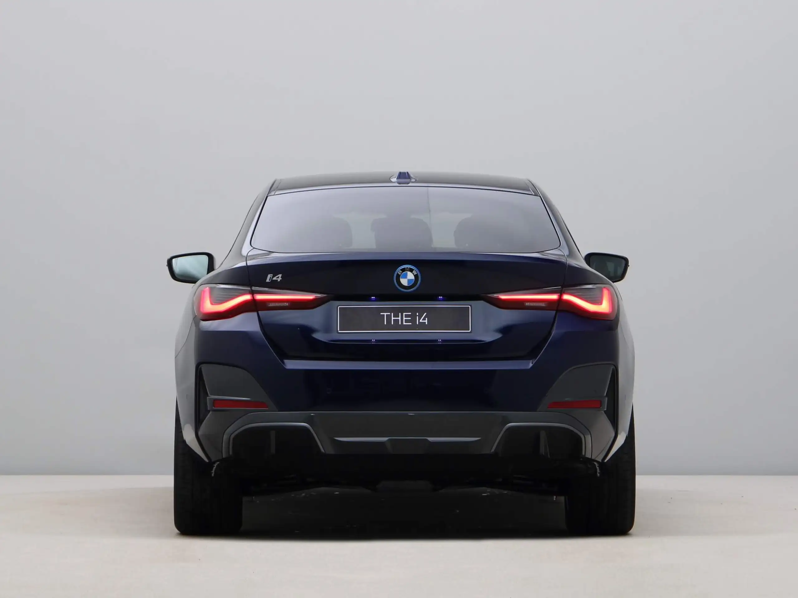 BMW - i4