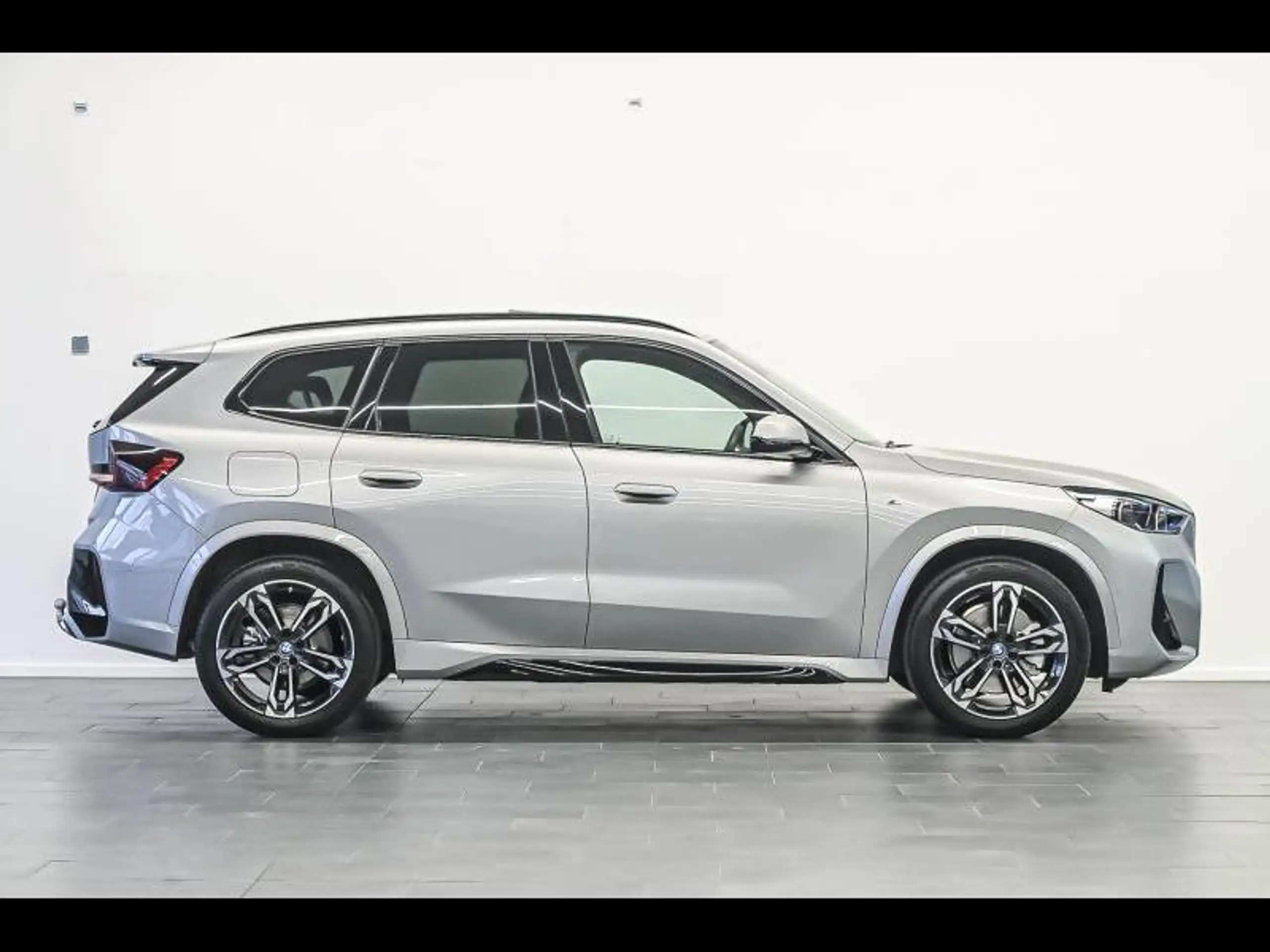 BMW - X1