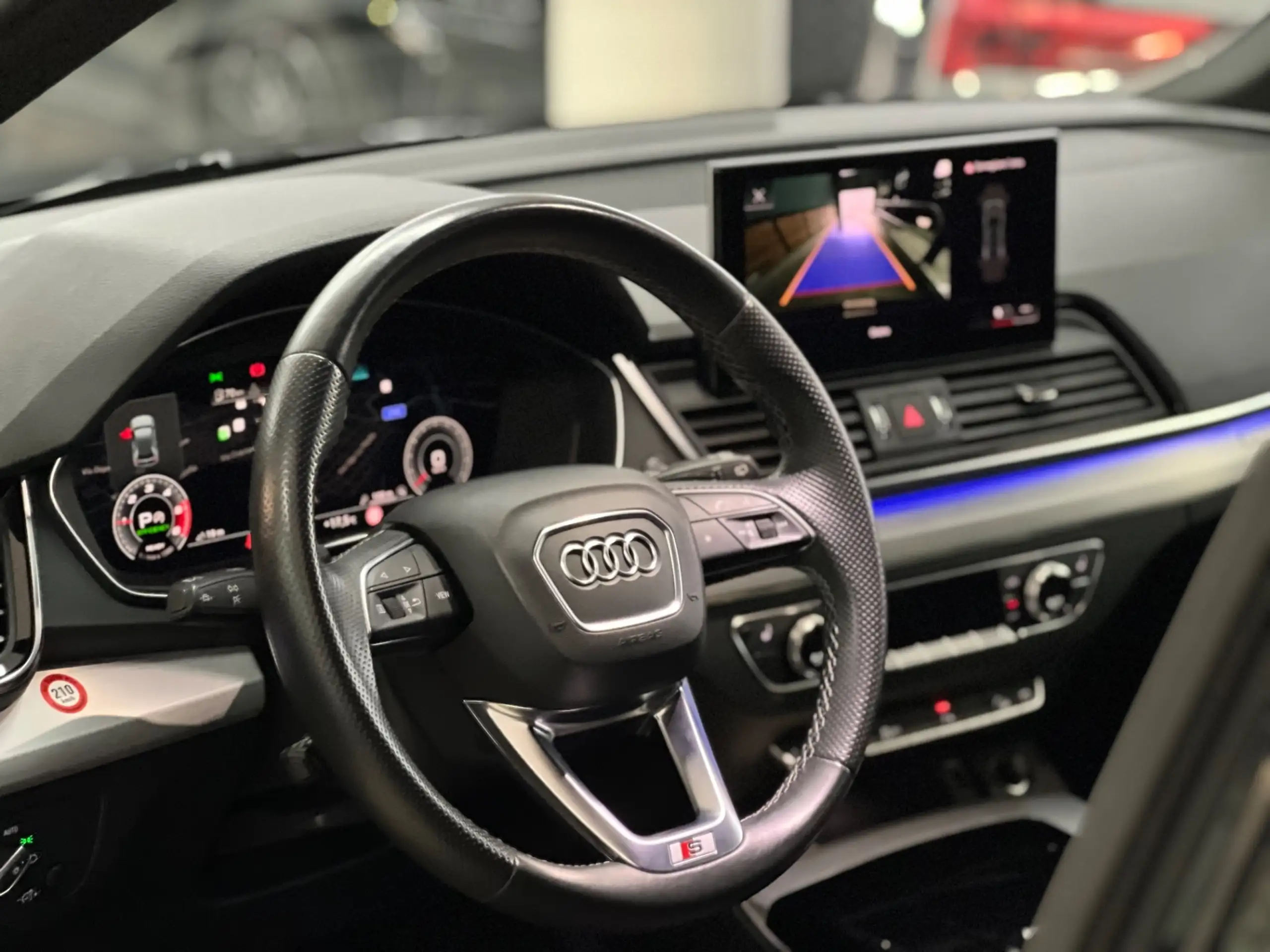 Audi - Q5