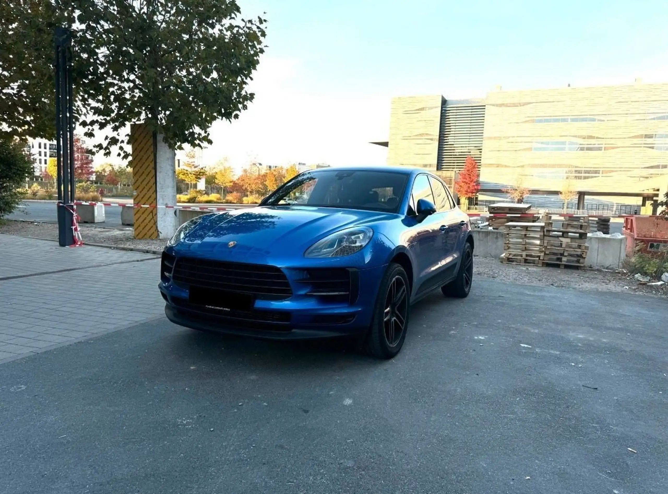 Porsche - Macan