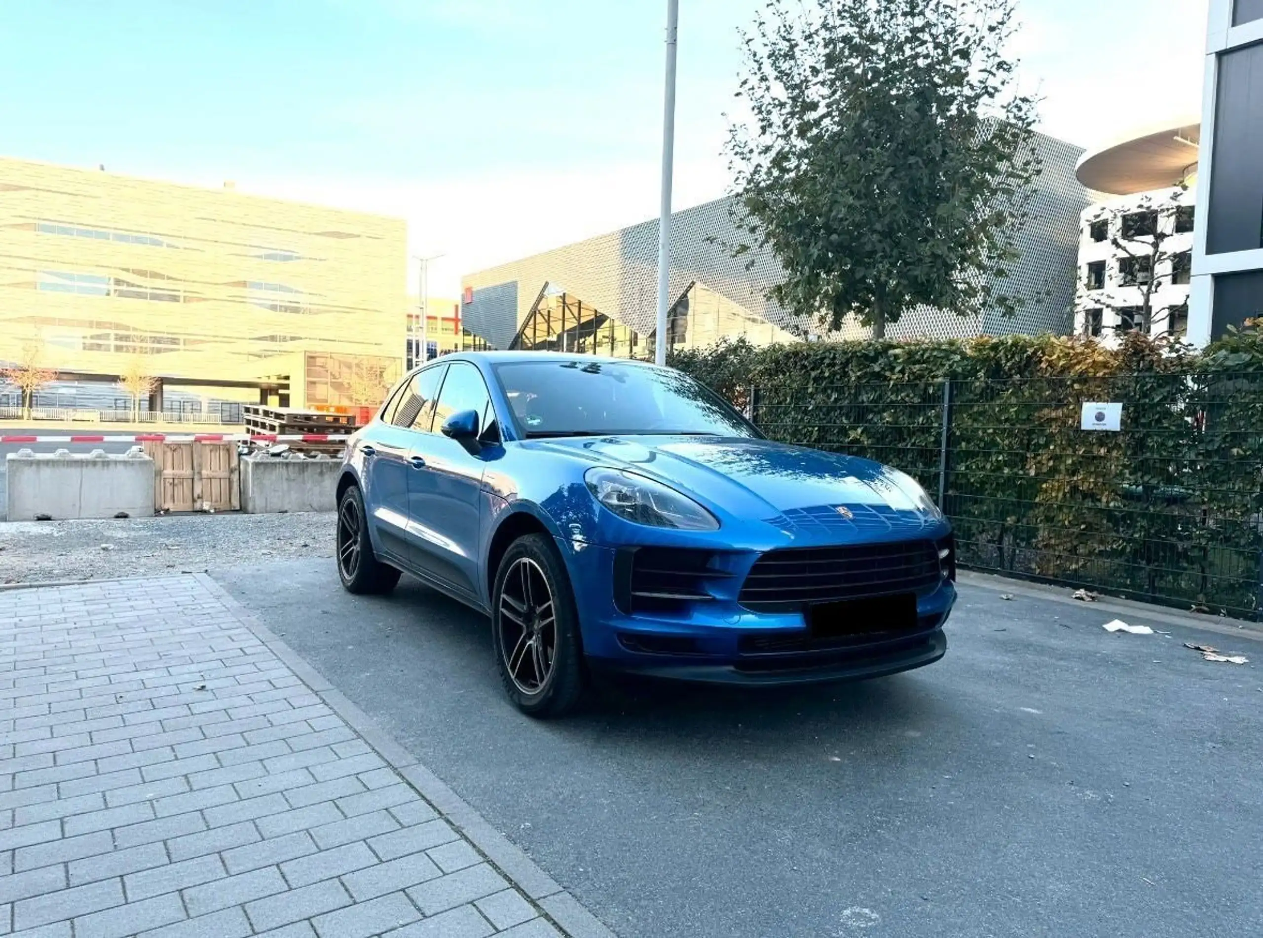 Porsche - Macan