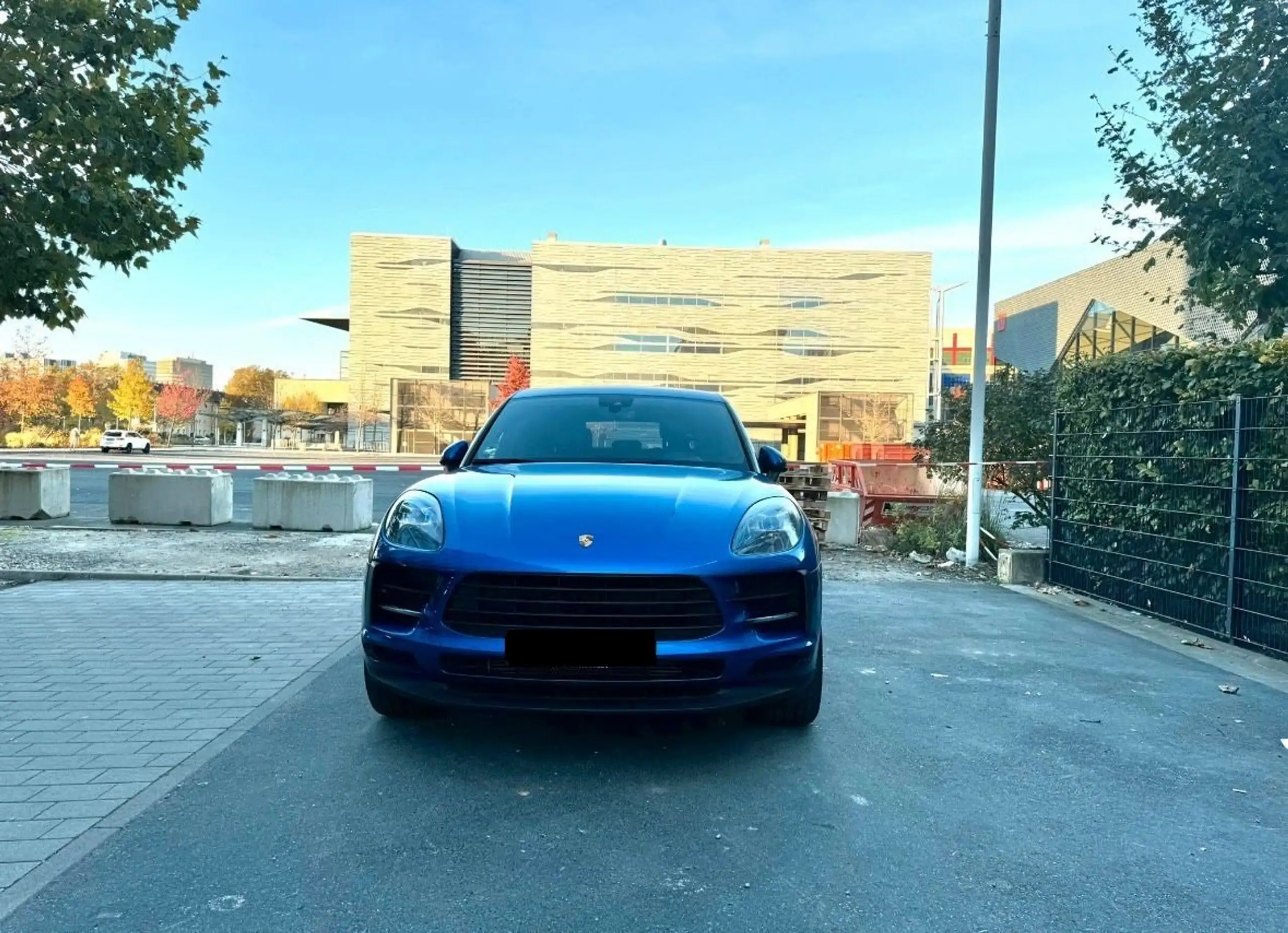 Porsche - Macan