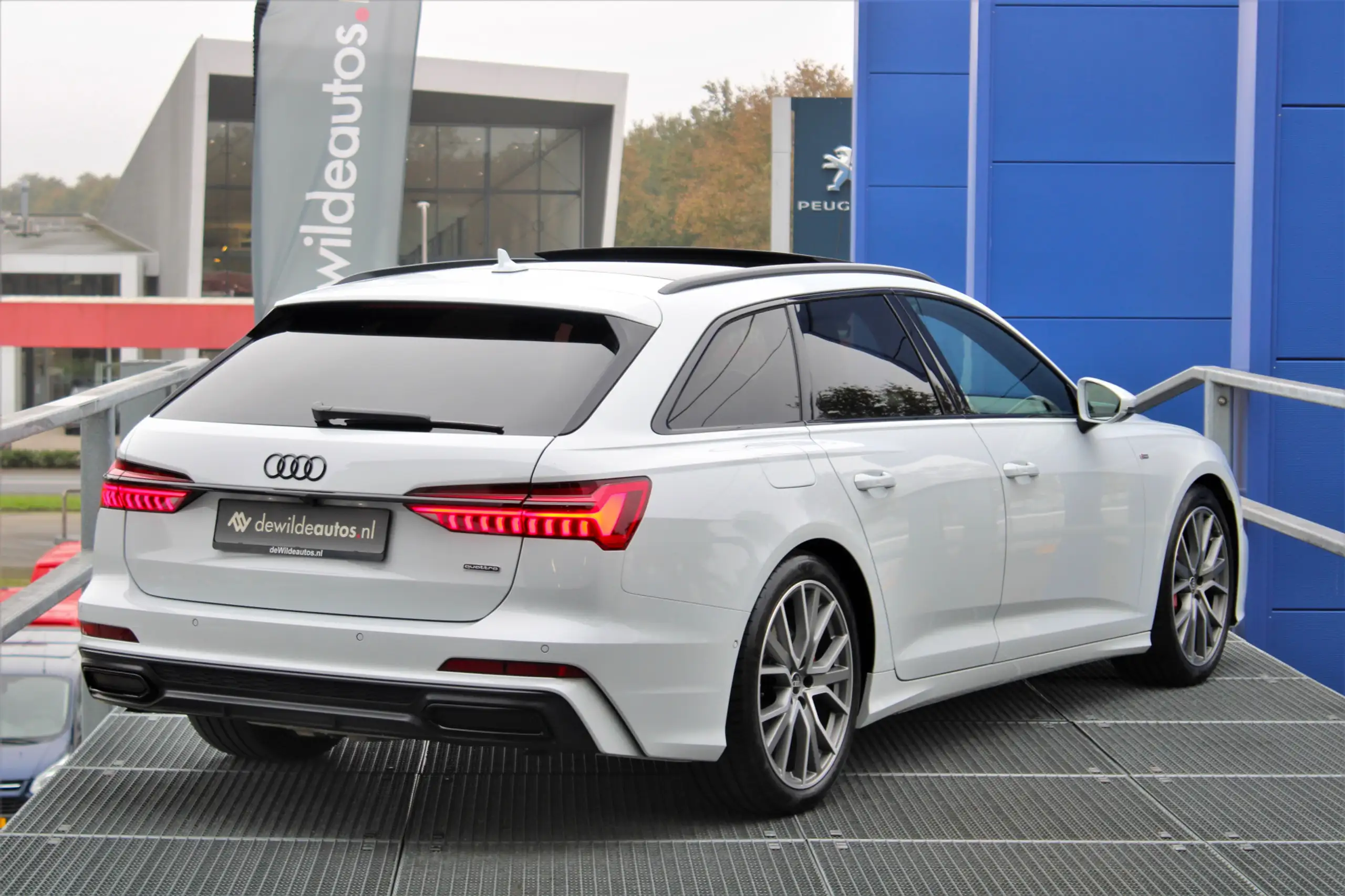 Audi - A6