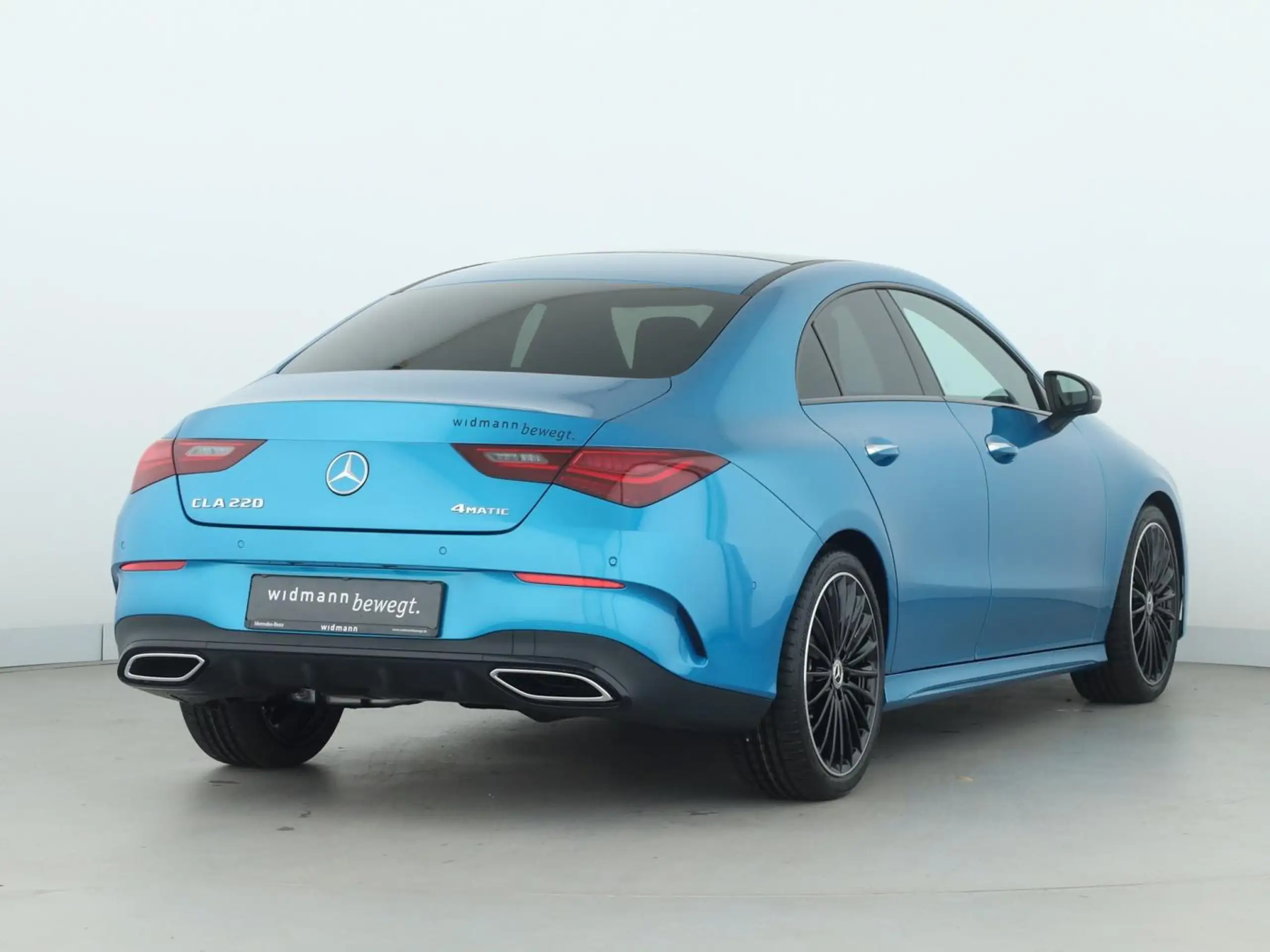 Mercedes-Benz - CLA 220