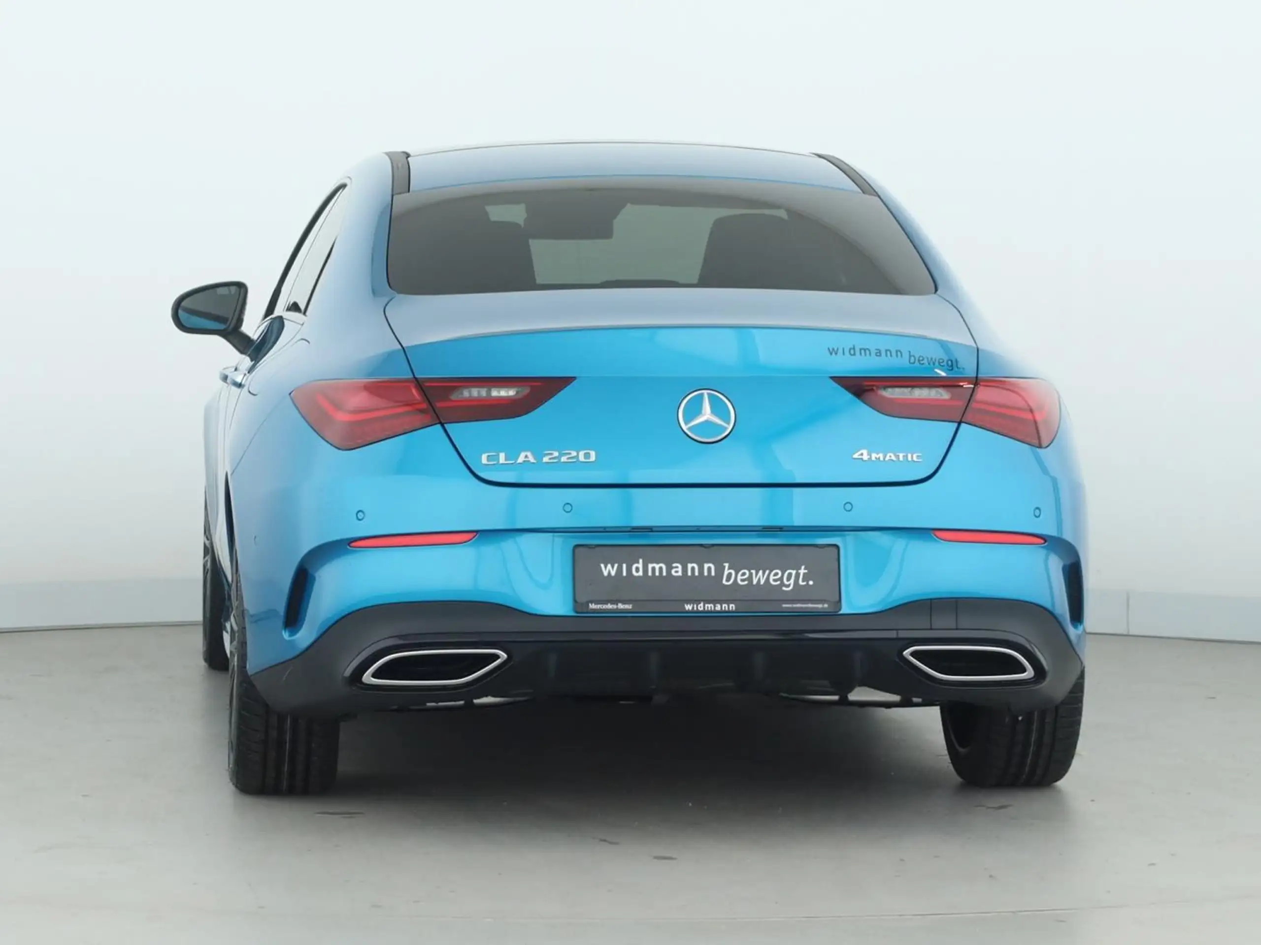 Mercedes-Benz - CLA 220