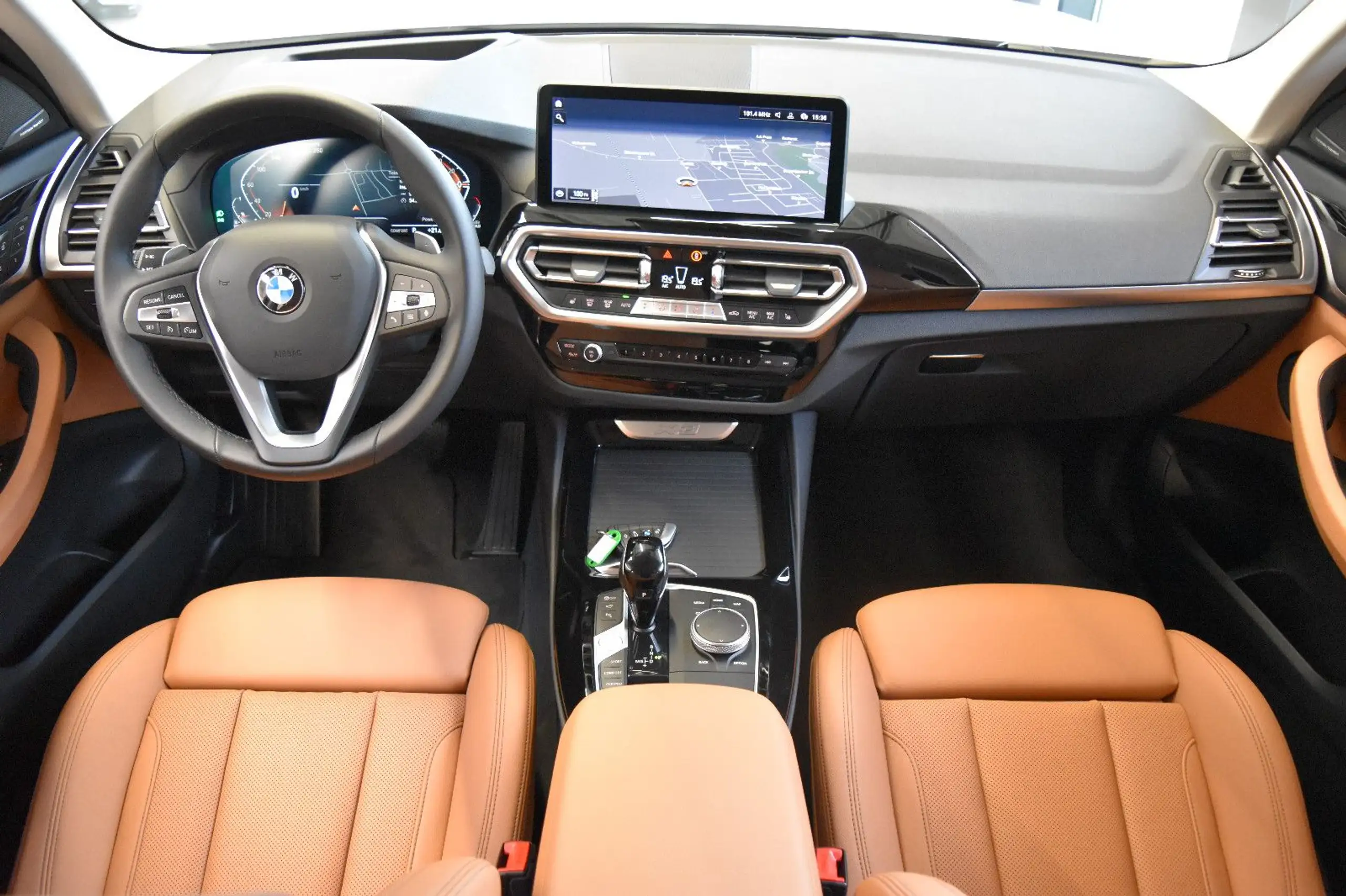 BMW - X3