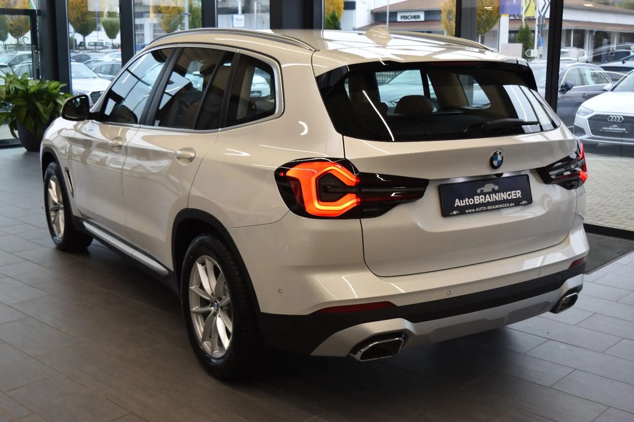 BMW - X3