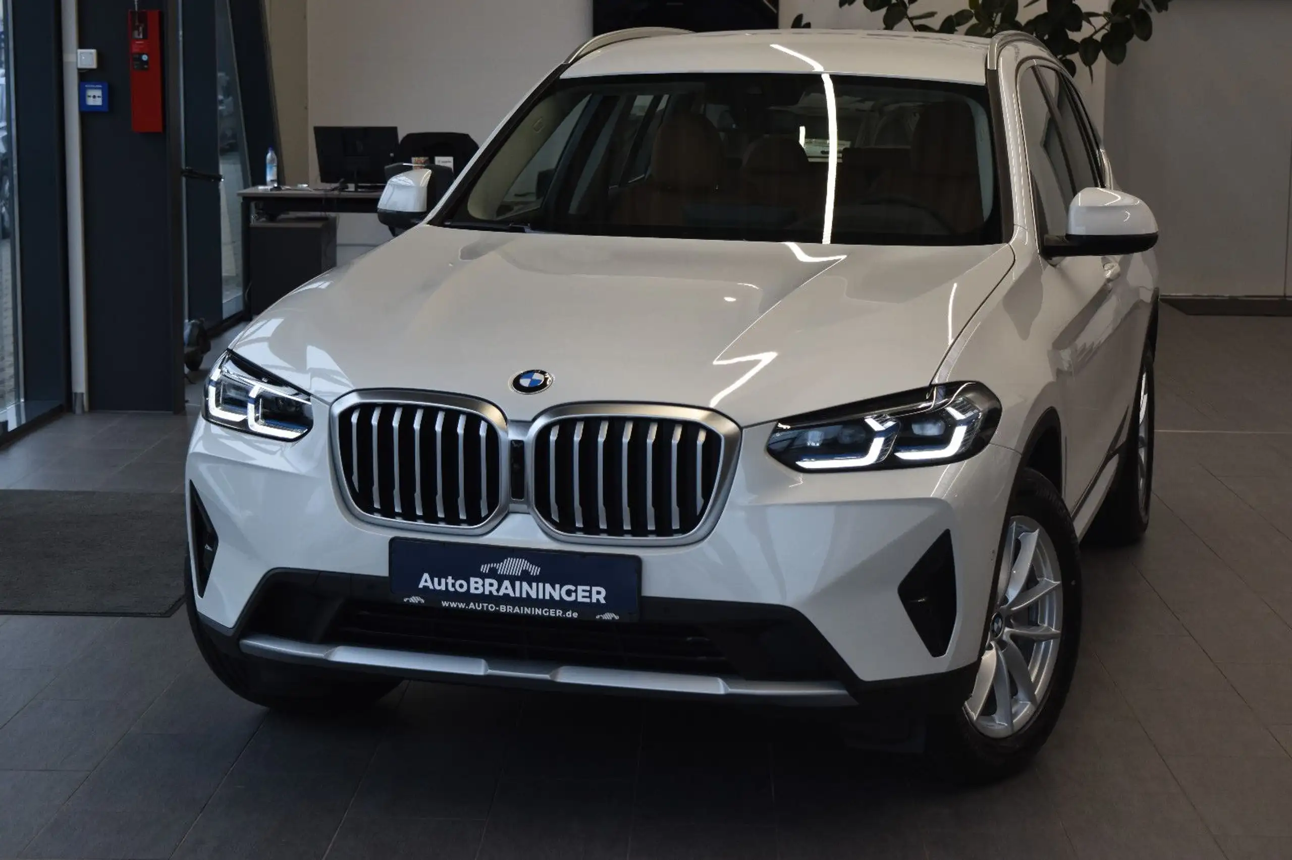 BMW - X3