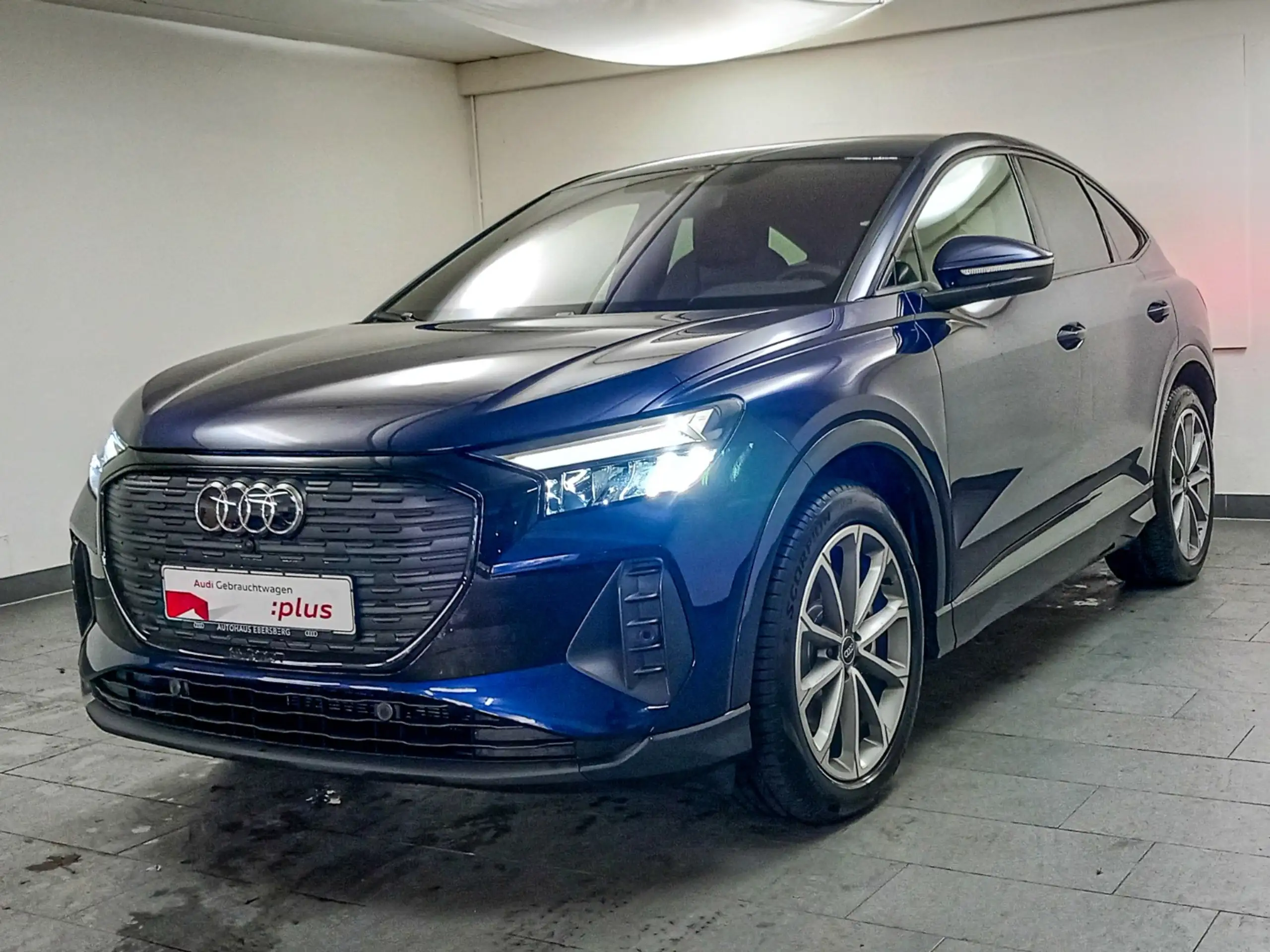 Audi - Q4 e-tron