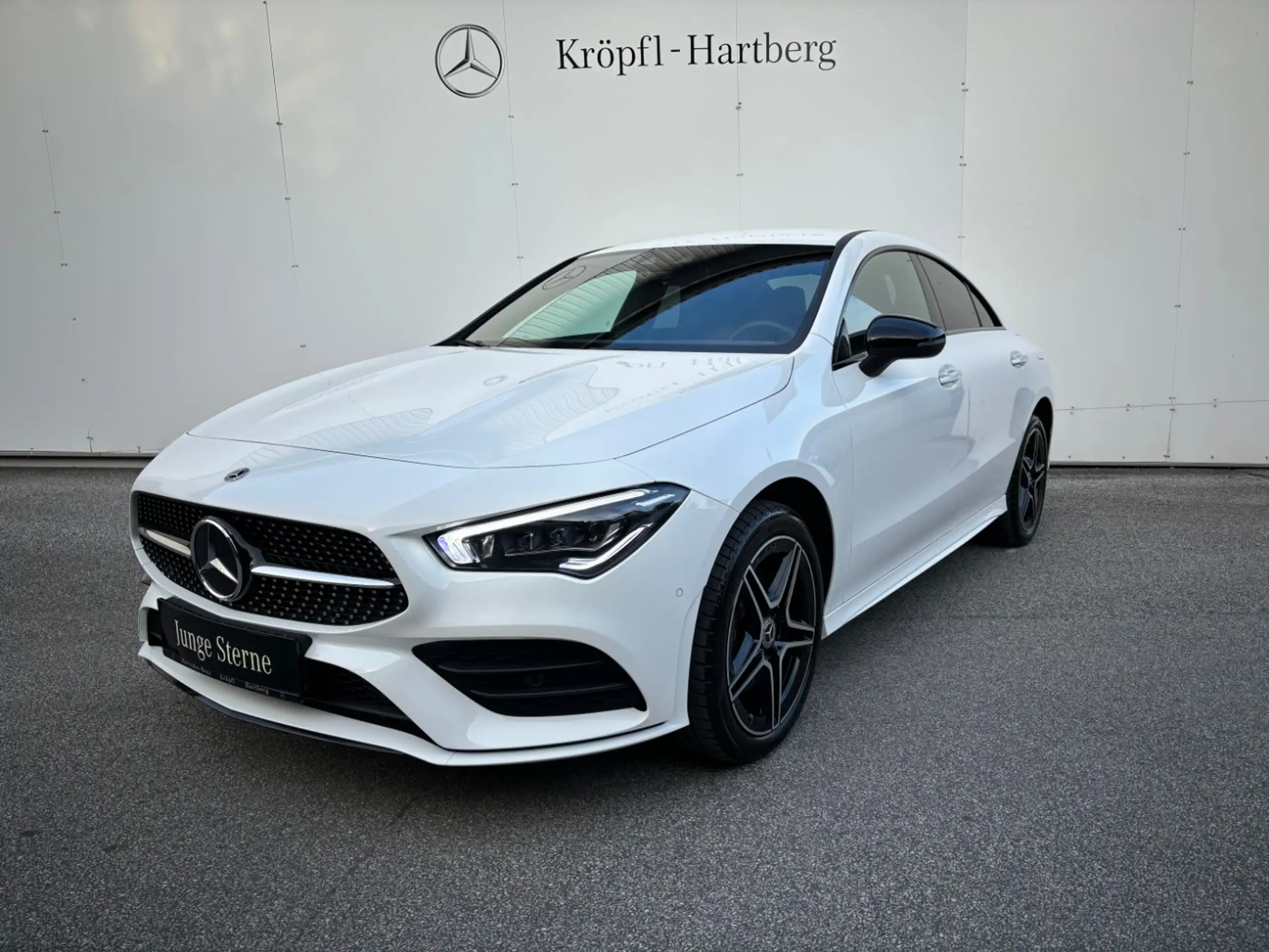 Mercedes-Benz - CLA 250