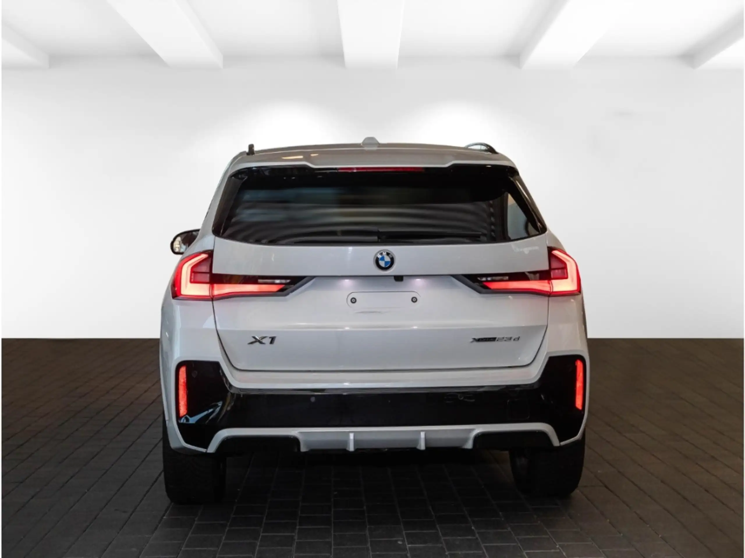 BMW - X1