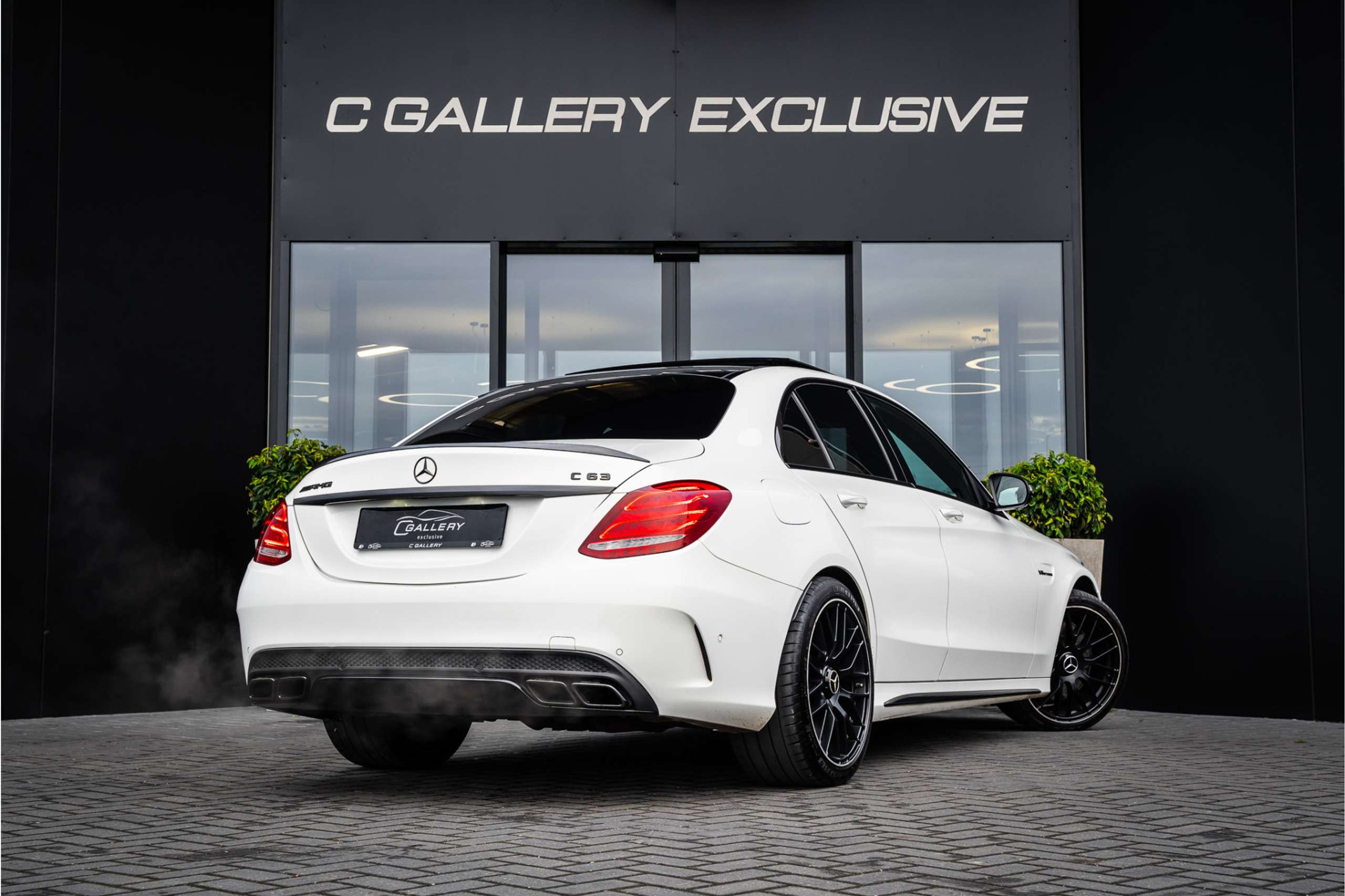 Mercedes-Benz - C 63 AMG