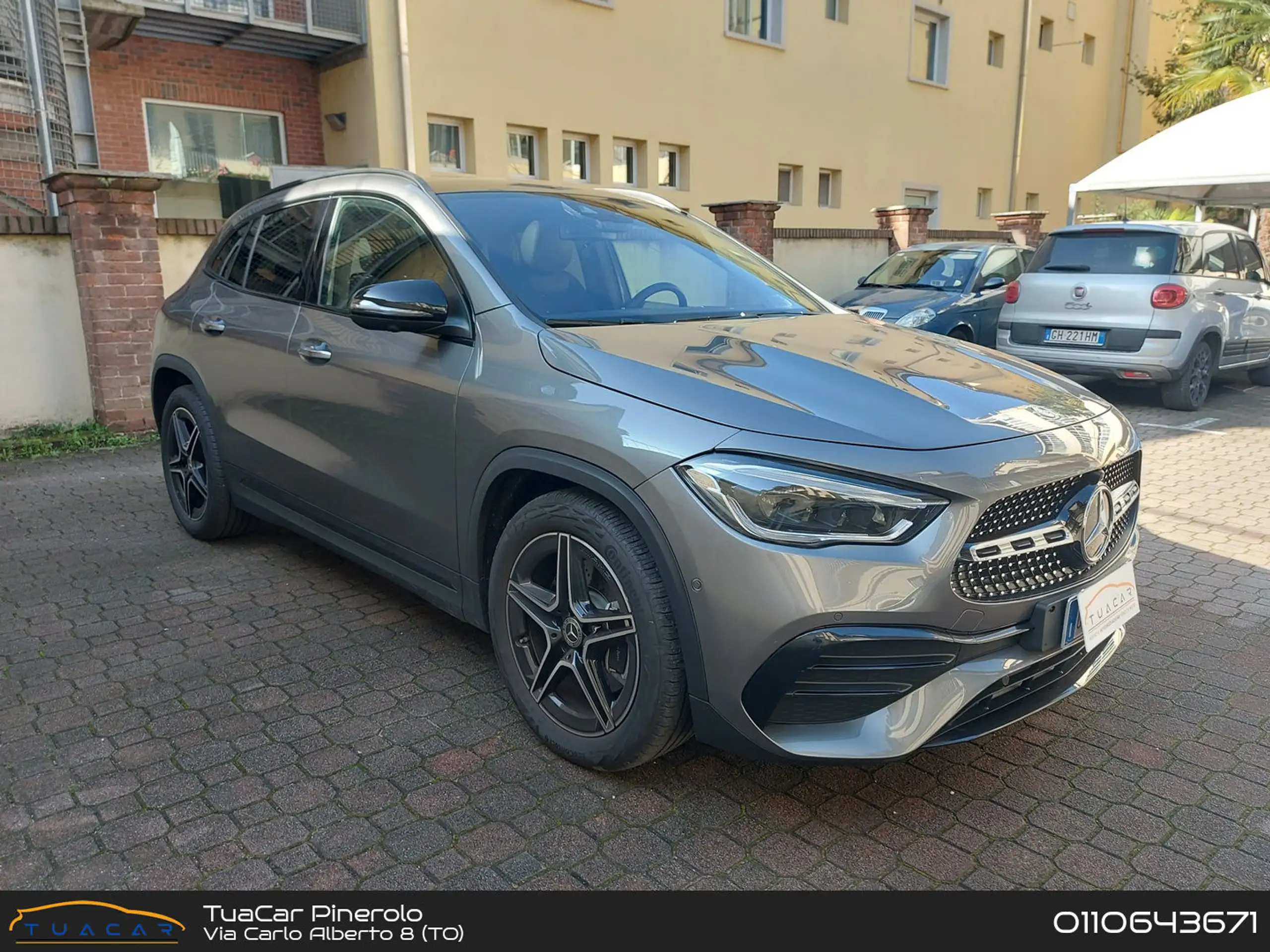 Mercedes-Benz - GLA 250