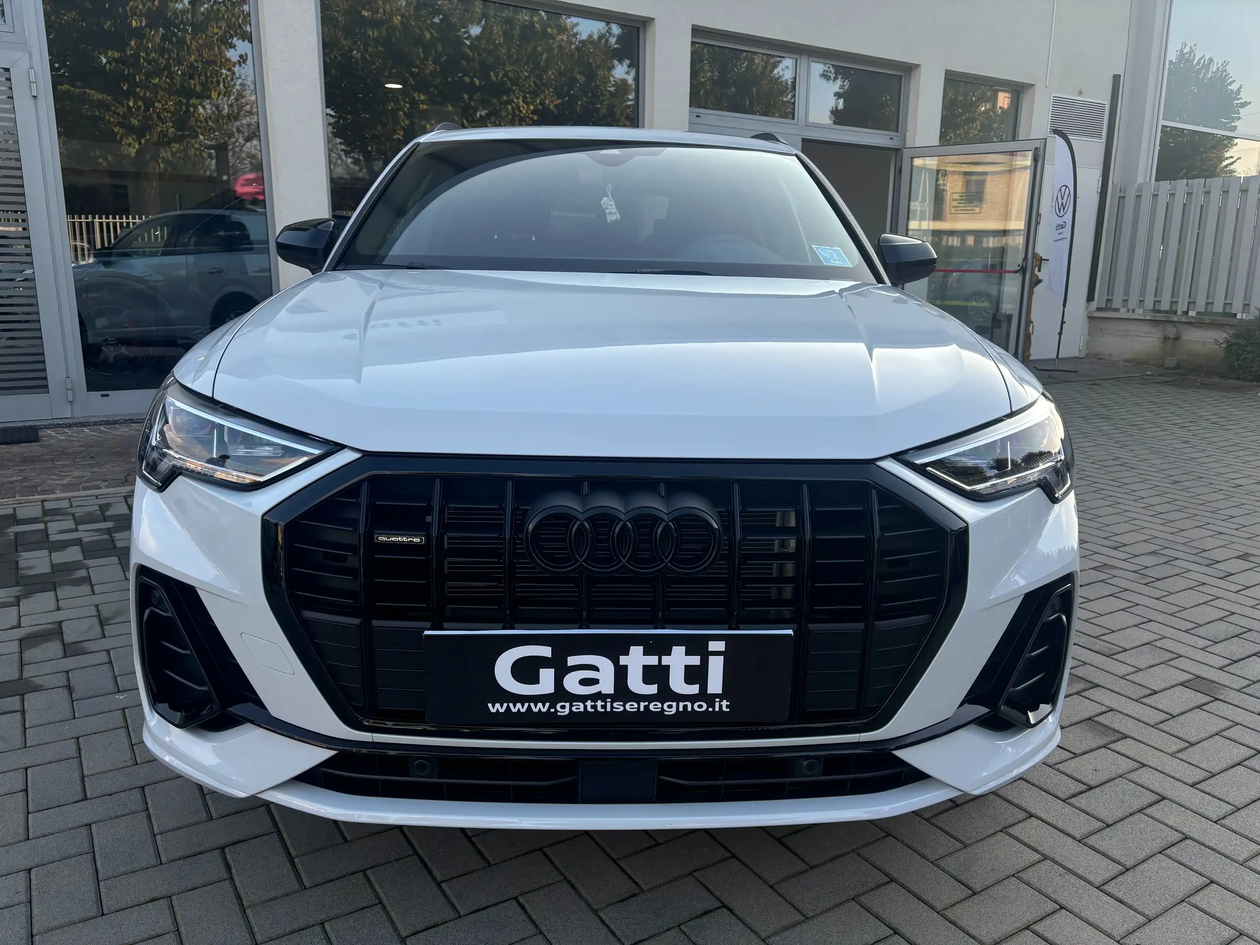 Audi - Q3