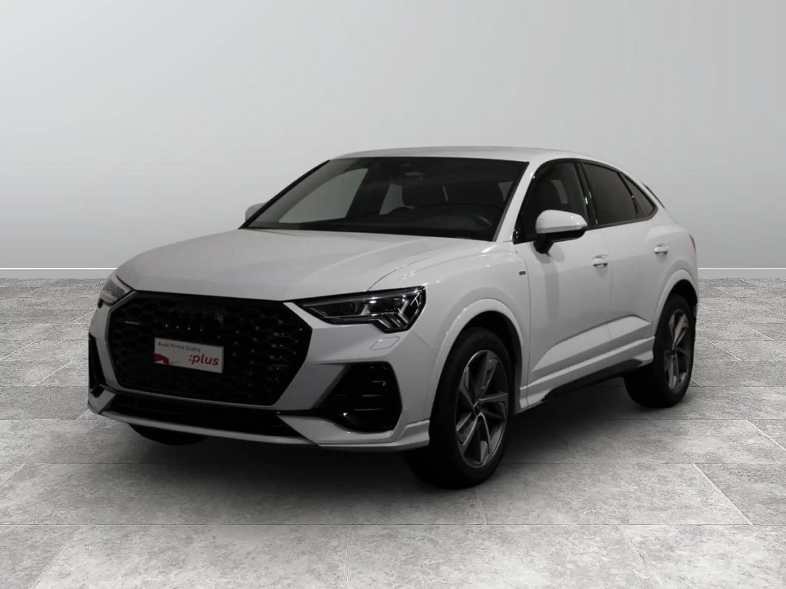 Audi - Q3