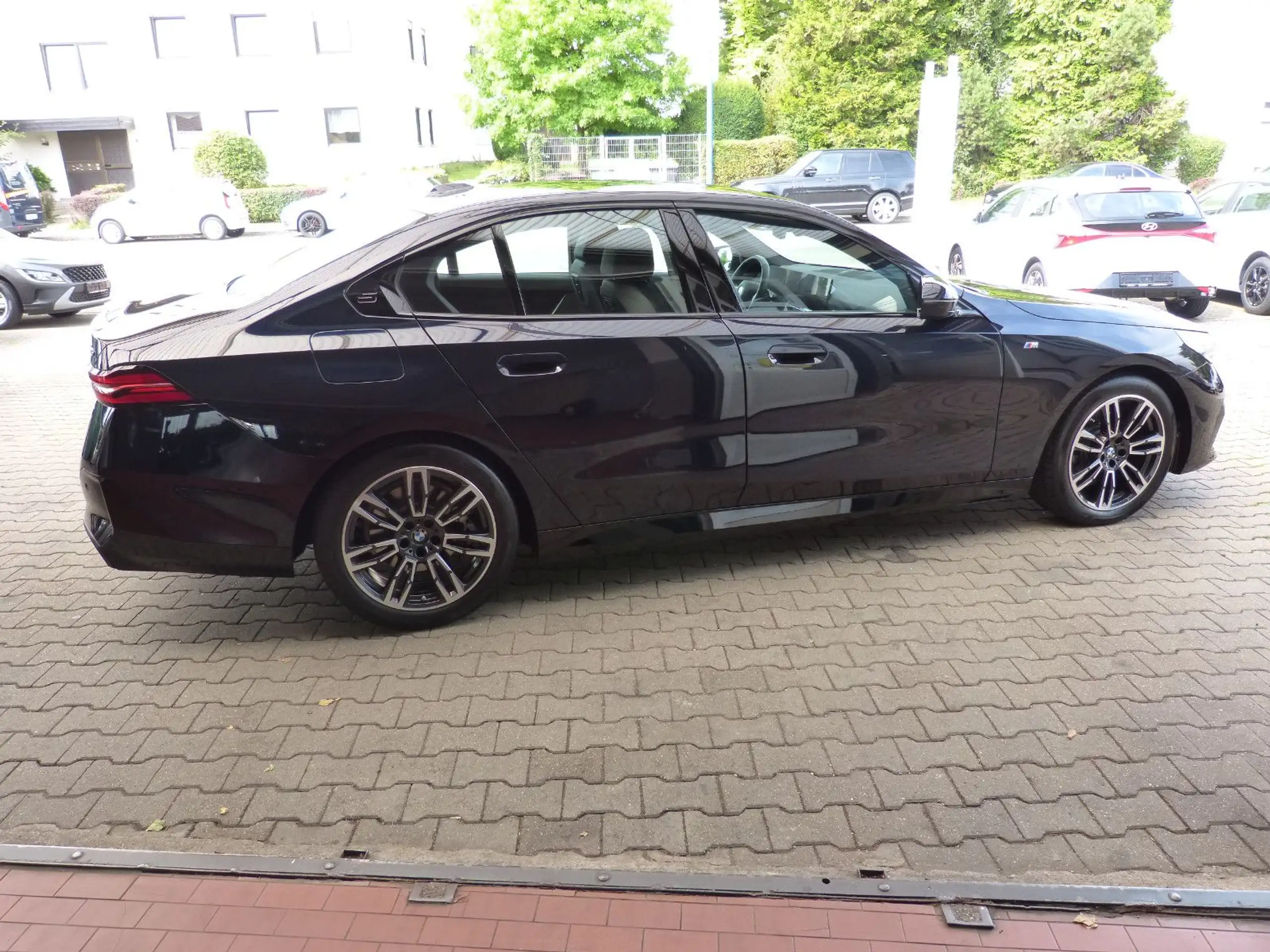 BMW - 520