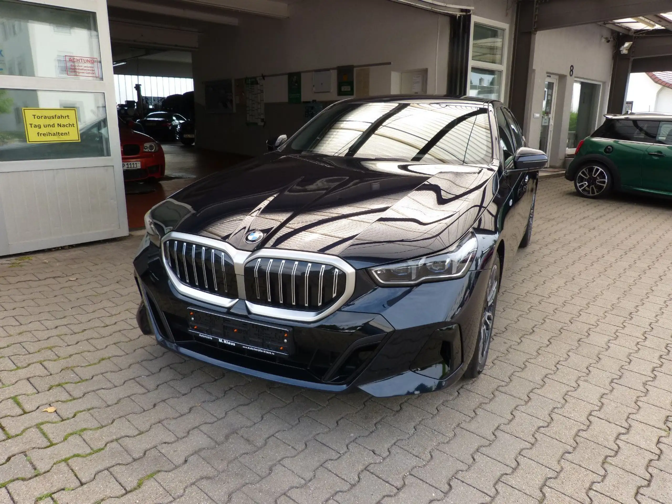 BMW - 520