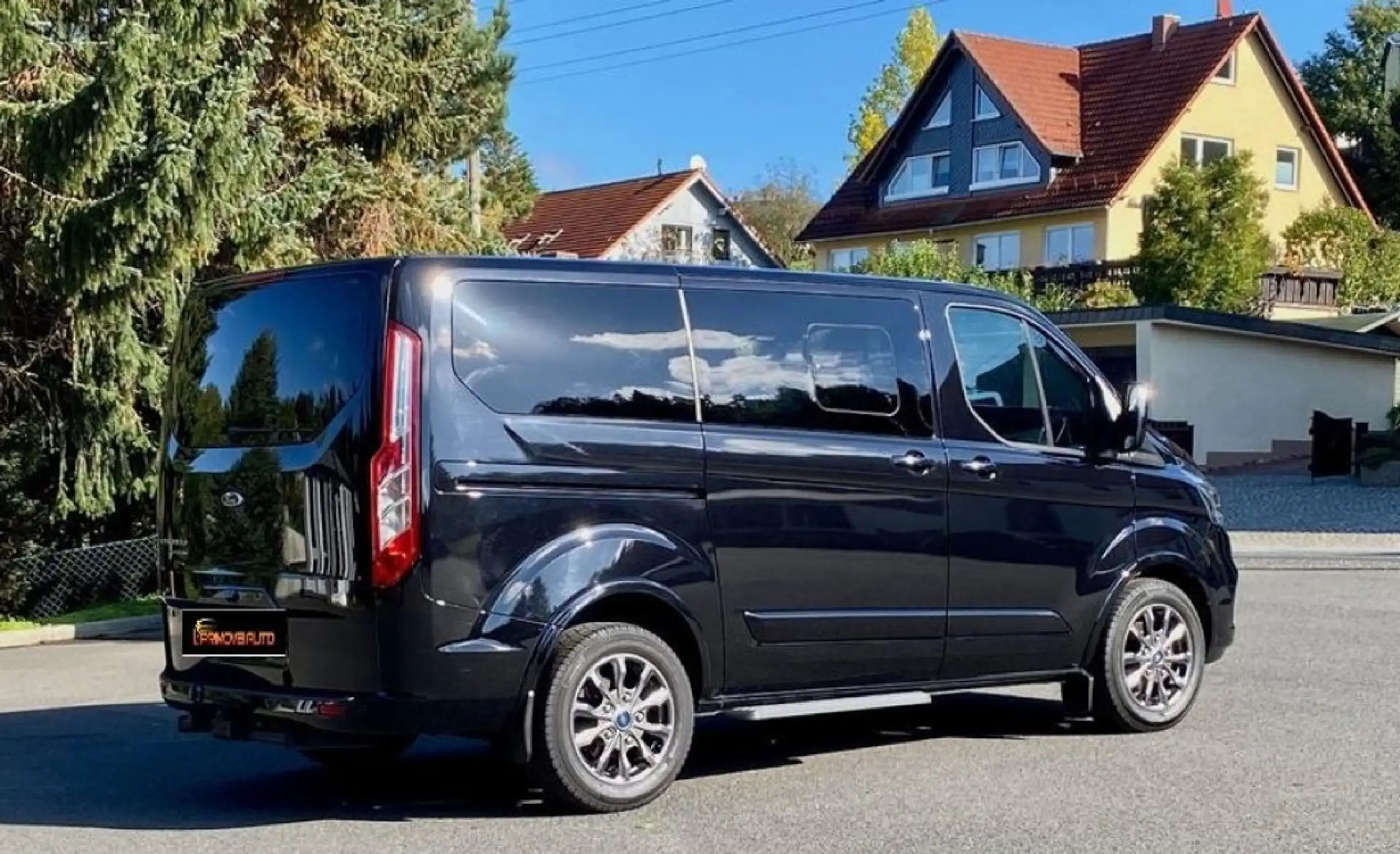 Ford - Tourneo Custom