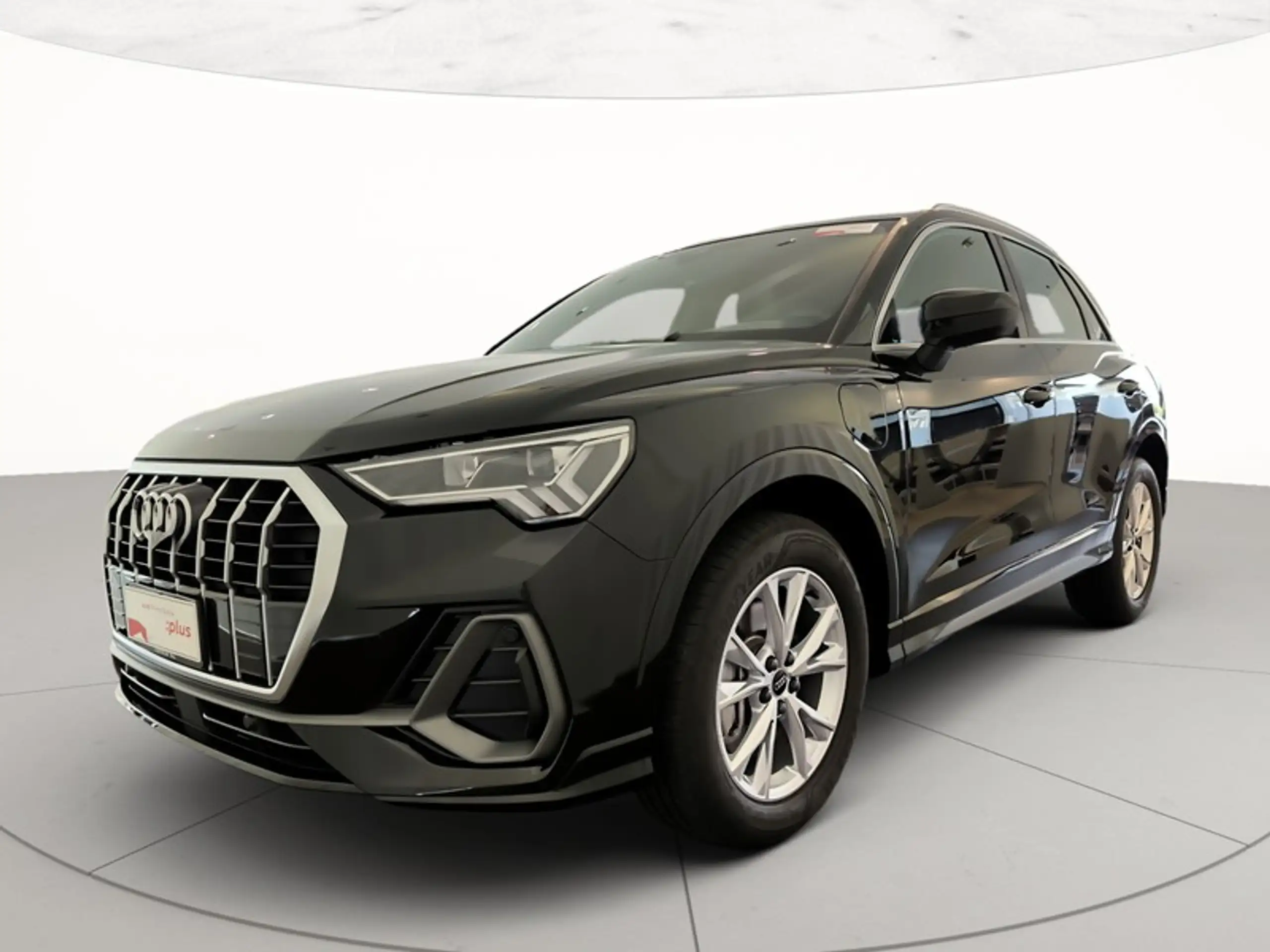 Audi - Q3