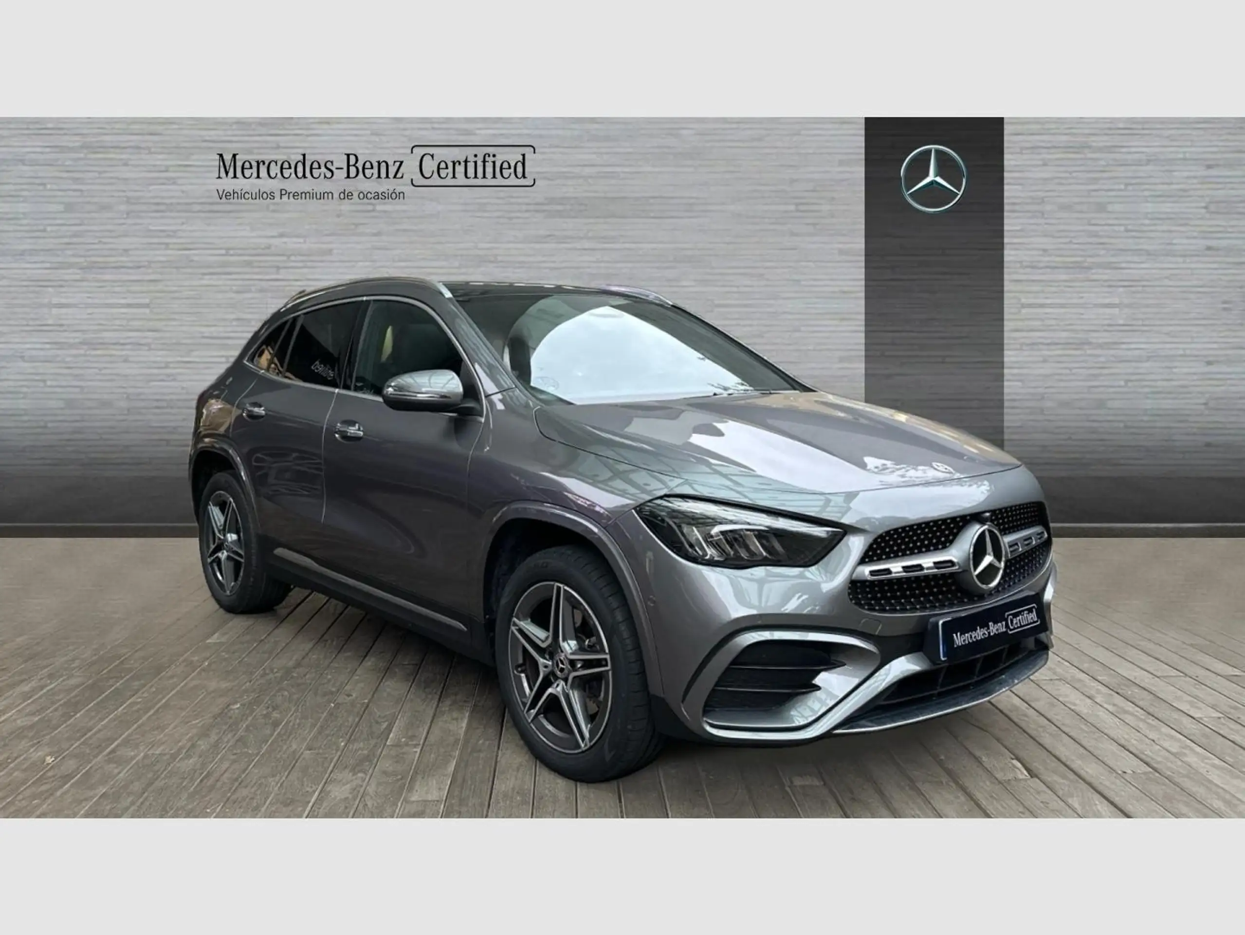 Mercedes-Benz - GLA 250