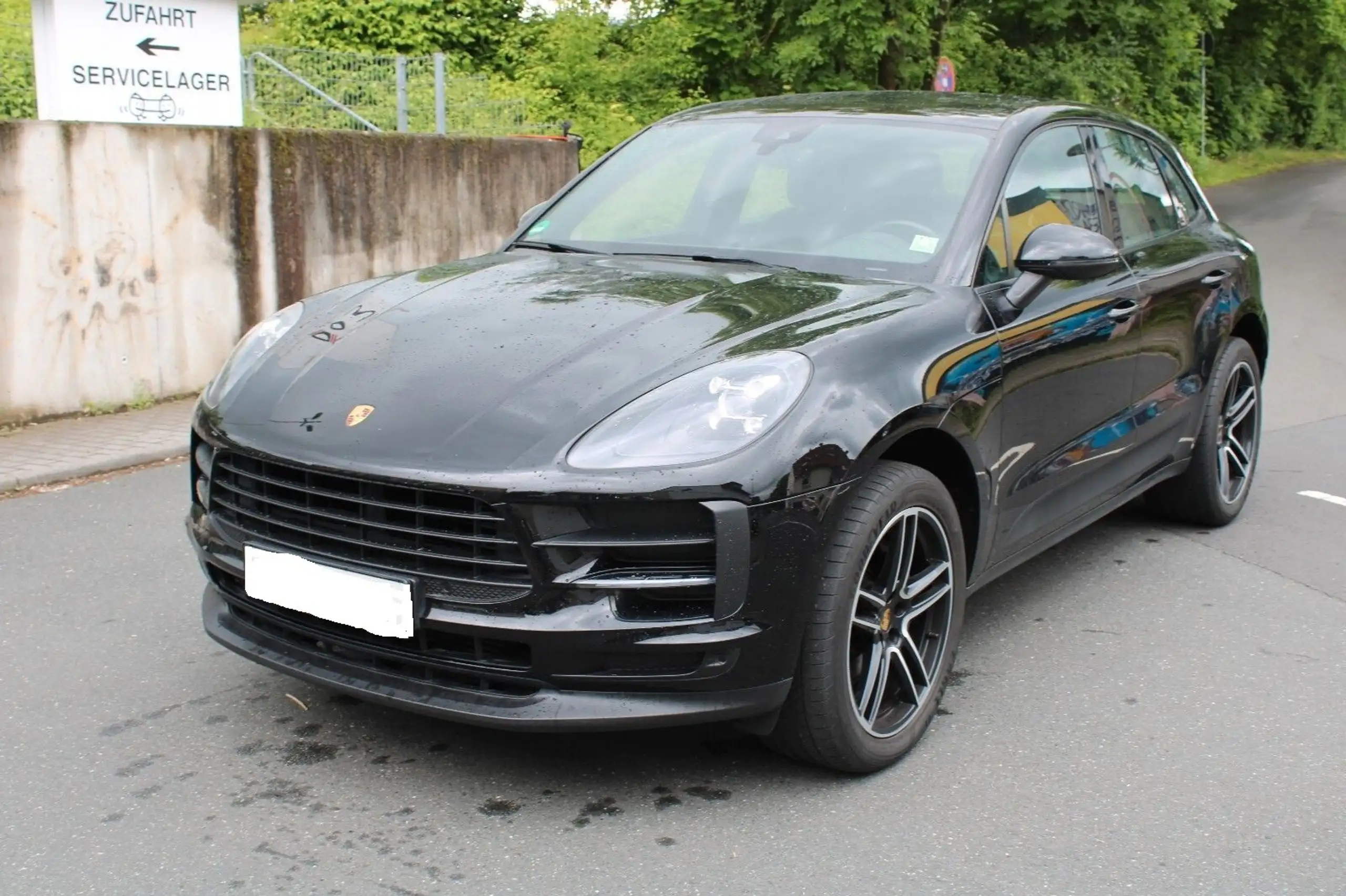 Porsche - Macan