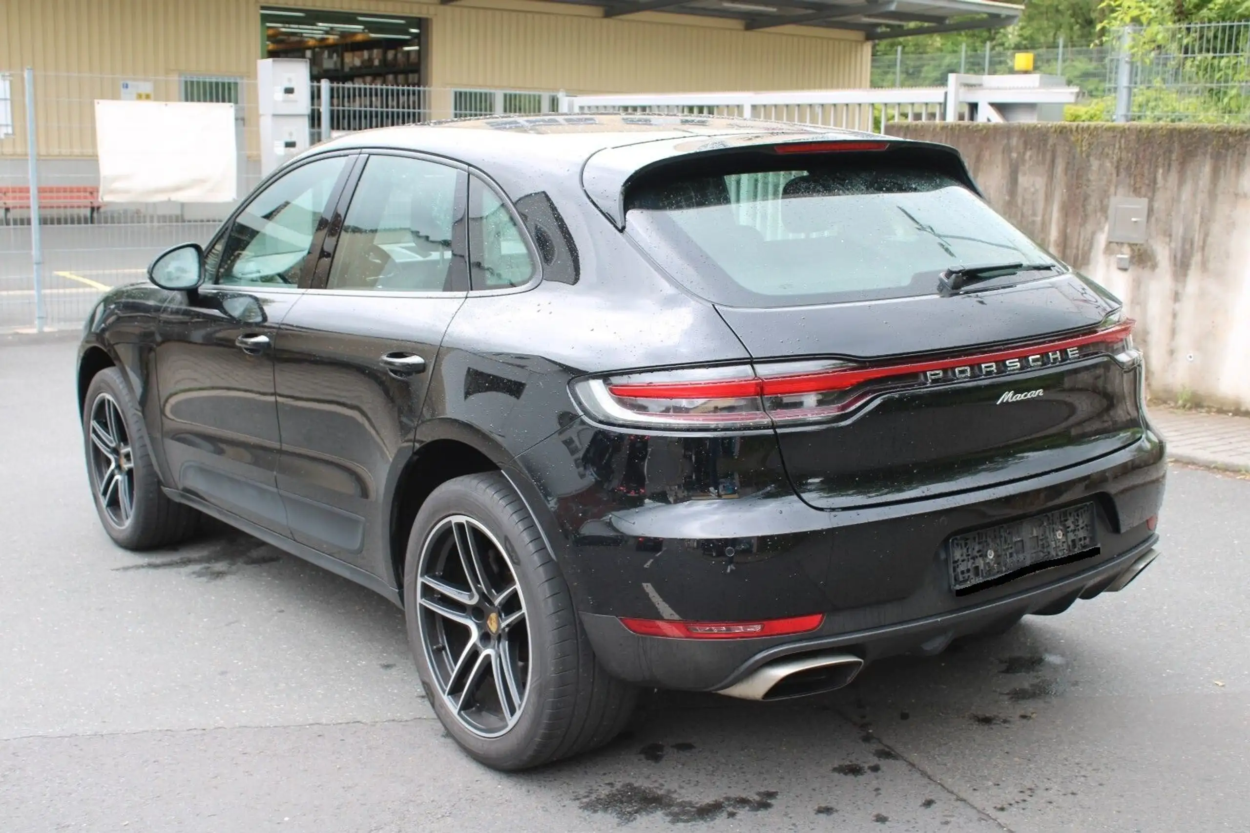 Porsche - Macan