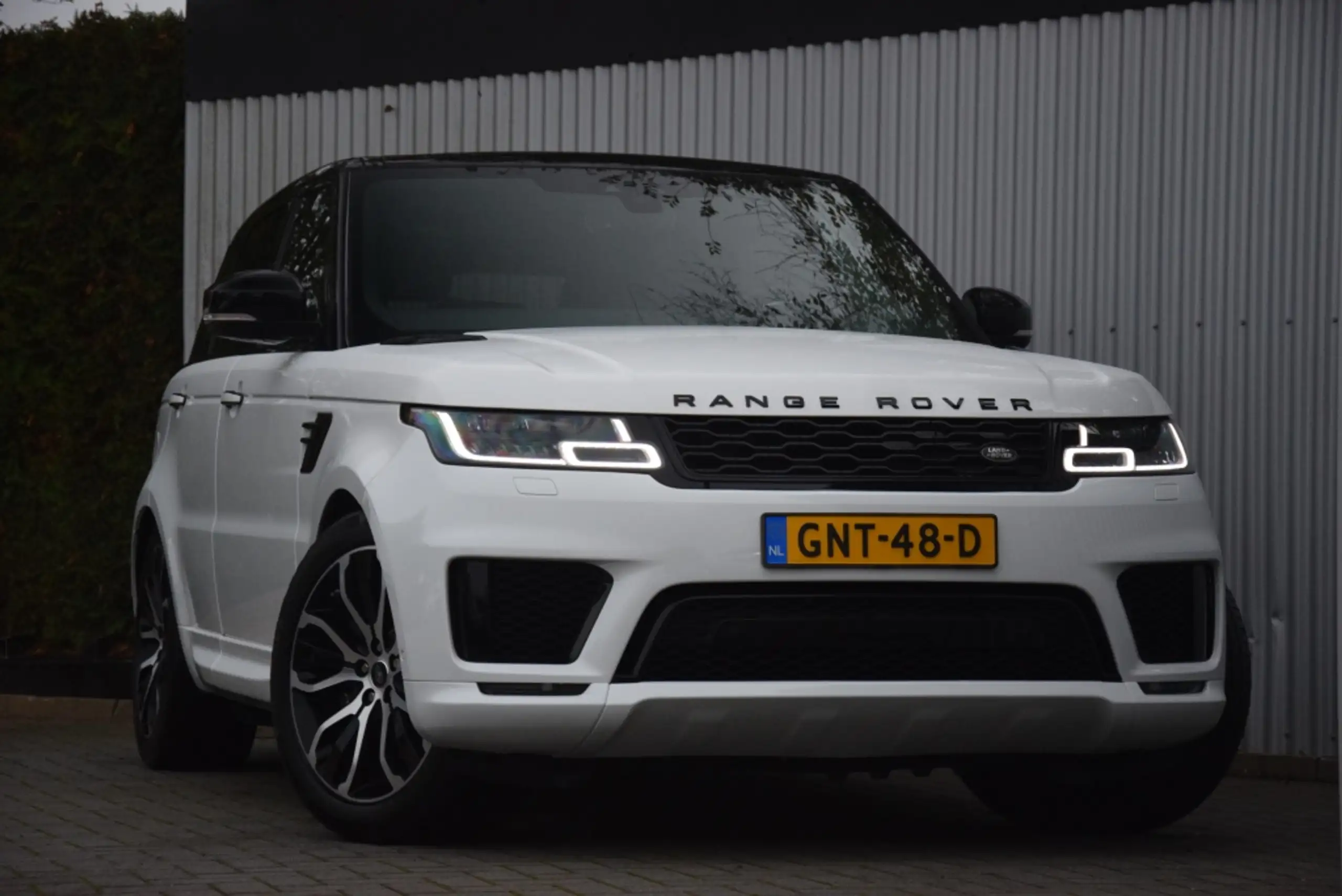 Land Rover - Range Rover Sport