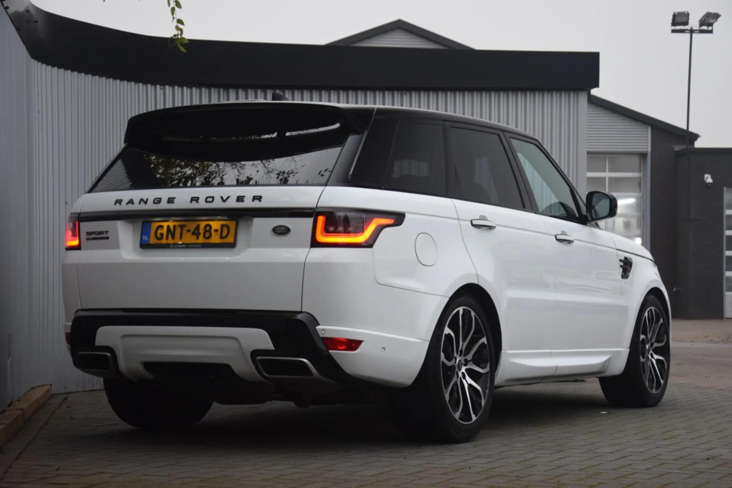 Land Rover - Range Rover Sport