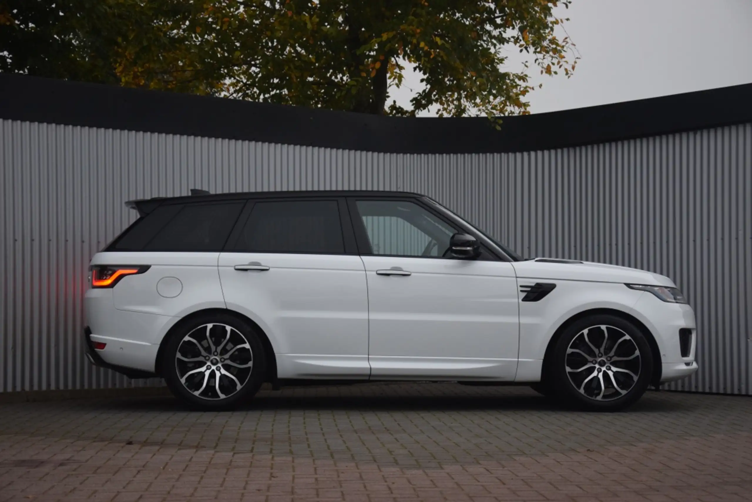 Land Rover - Range Rover Sport