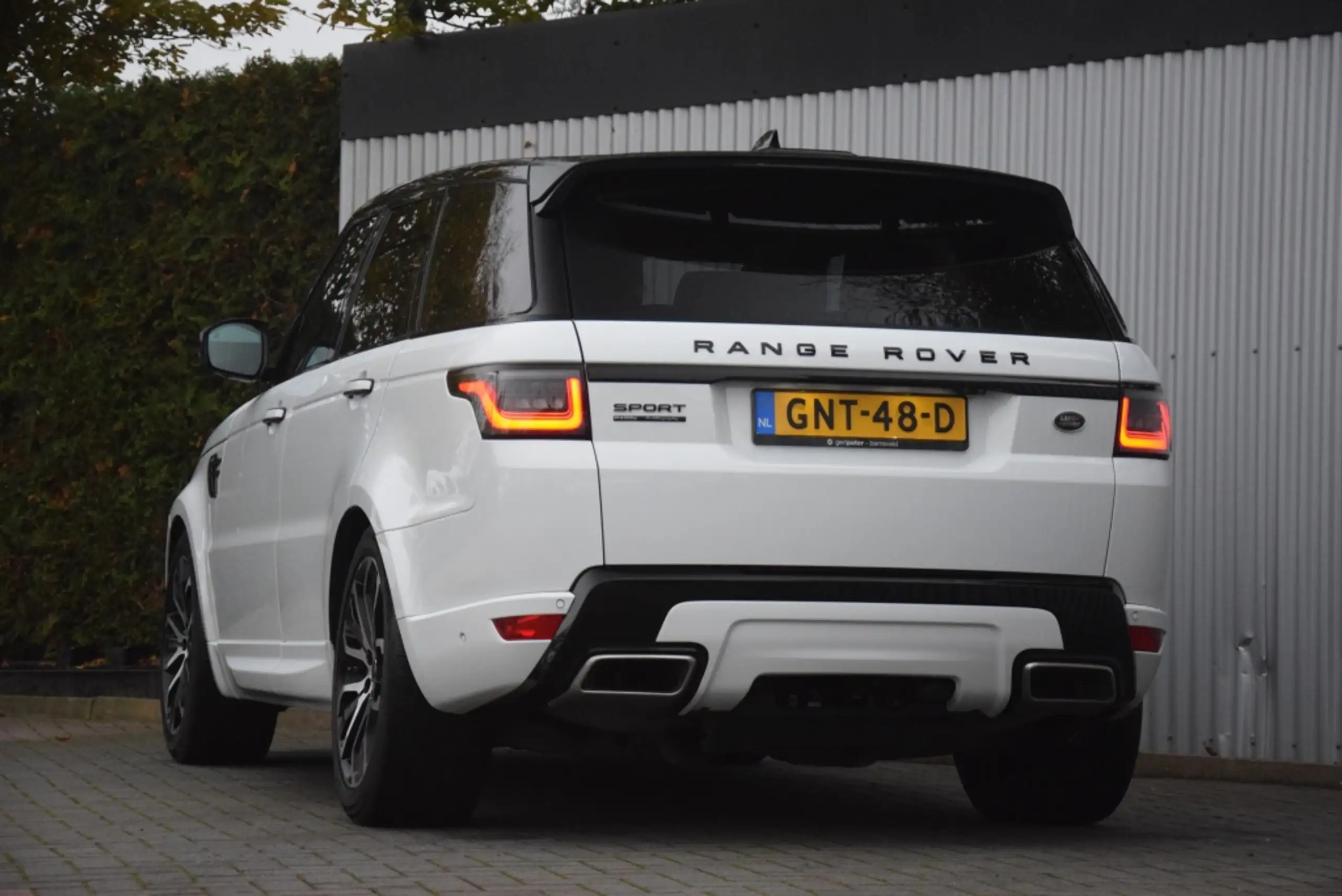 Land Rover - Range Rover Sport