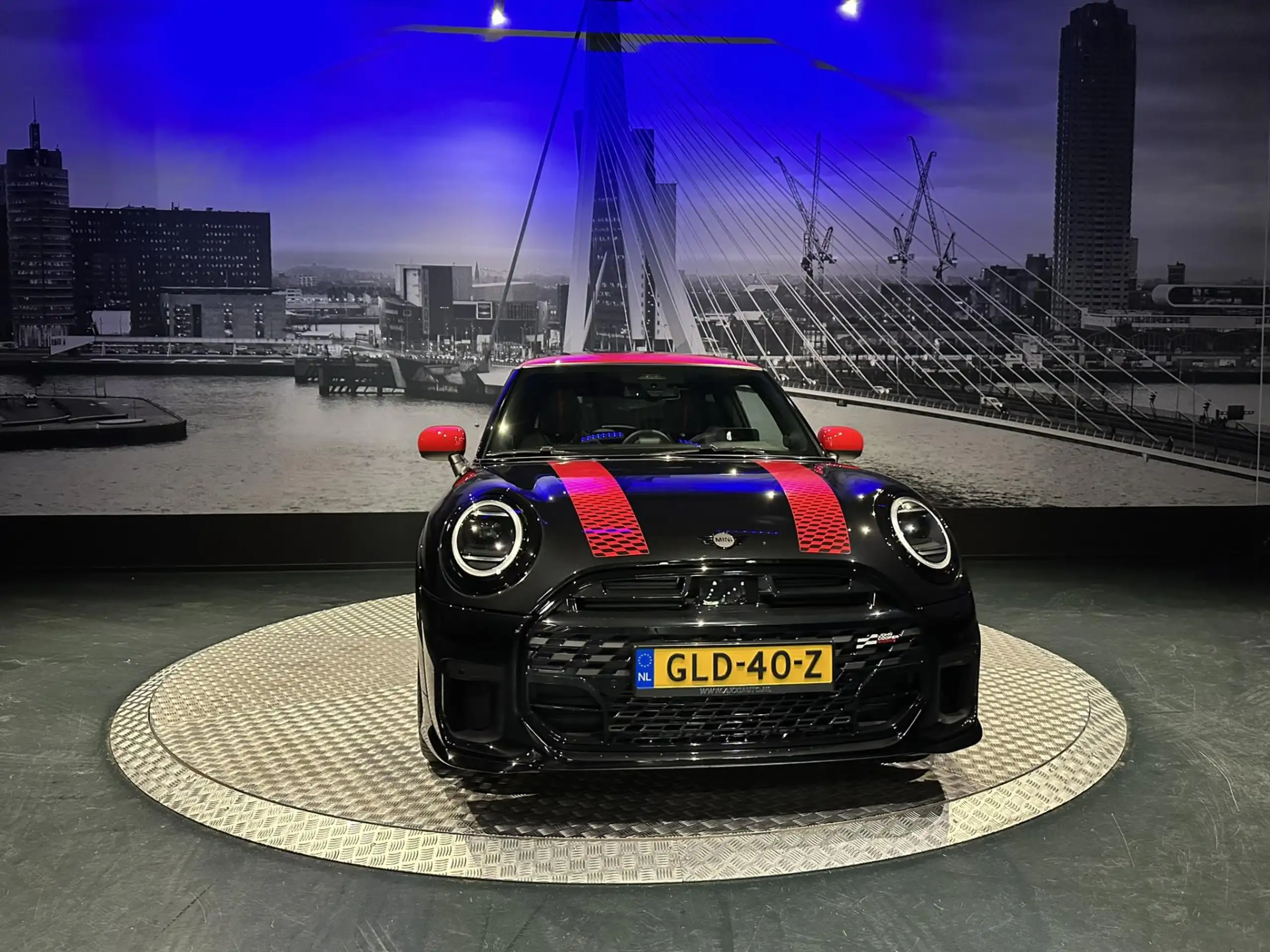 MINI - John Cooper Works