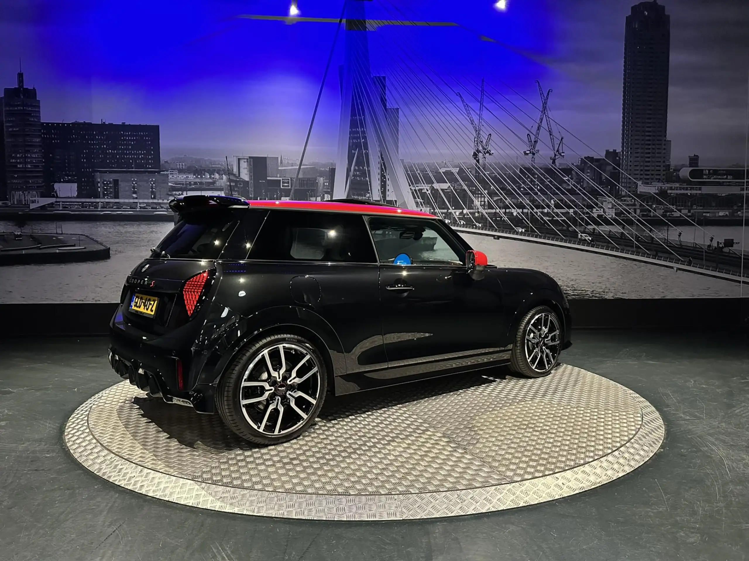 MINI - John Cooper Works