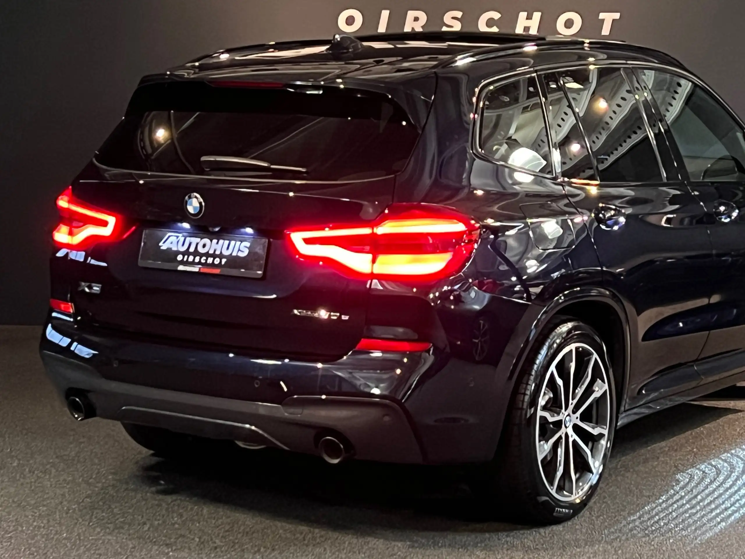 BMW - X3