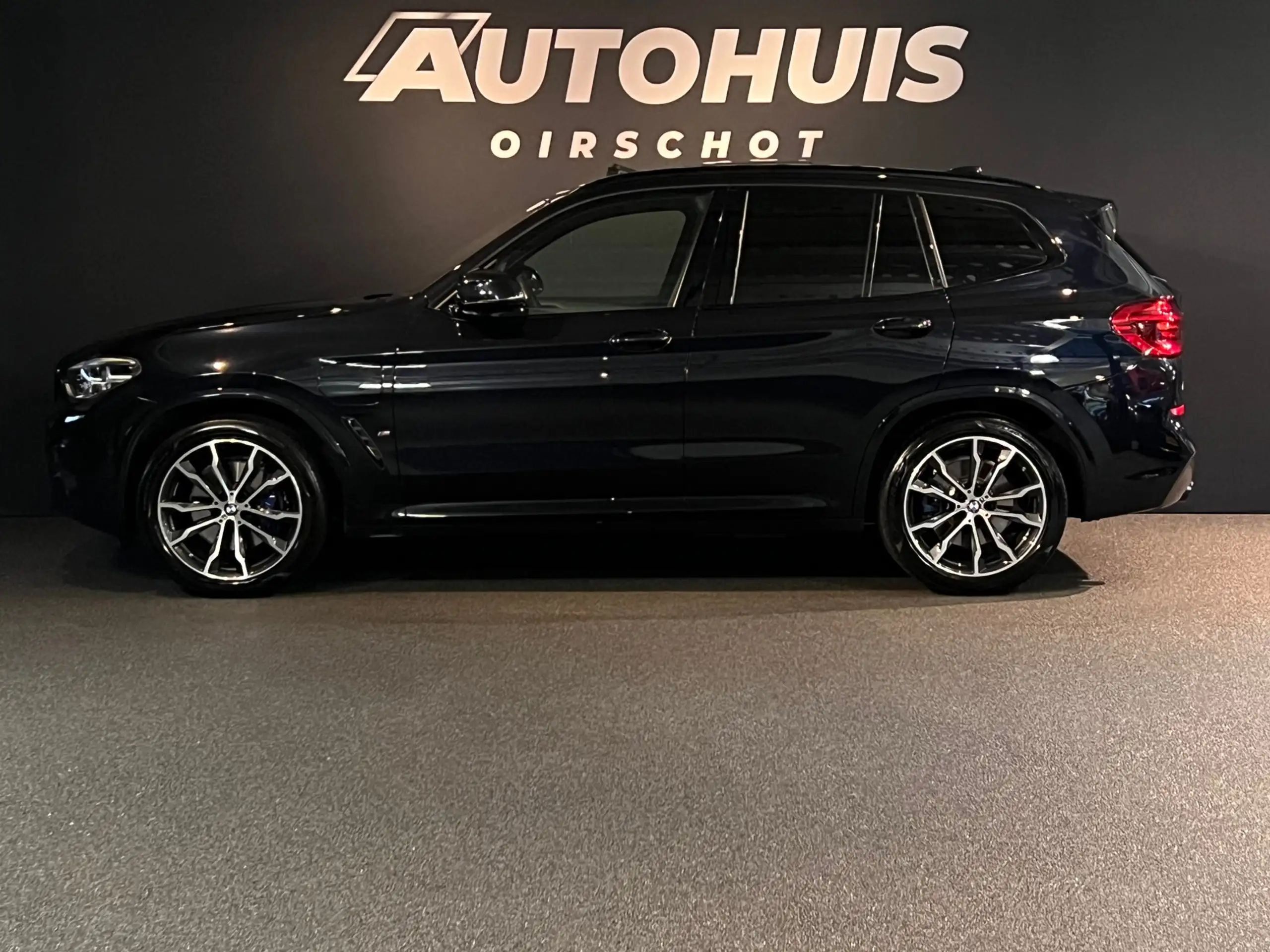 BMW - X3