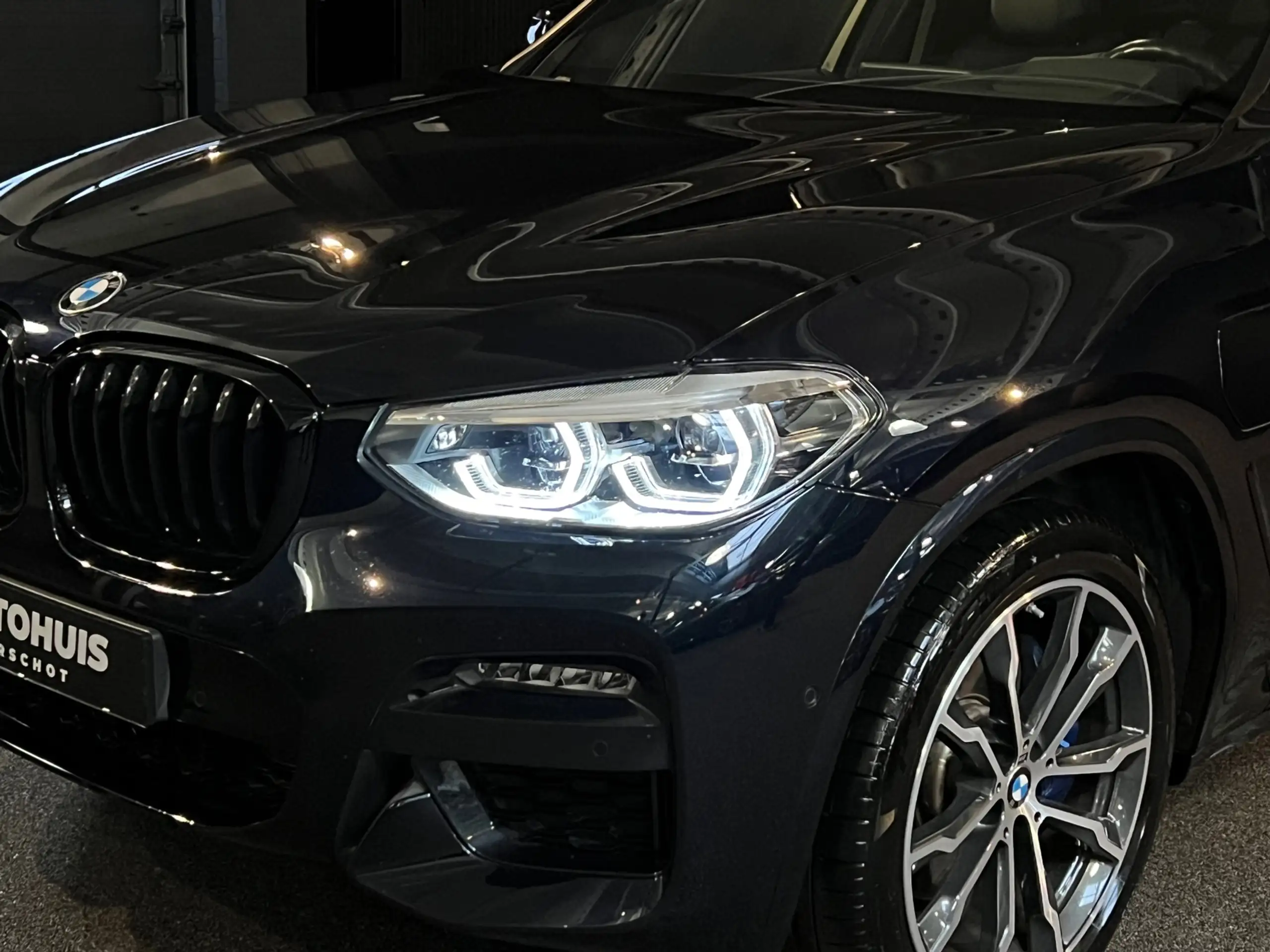 BMW - X3