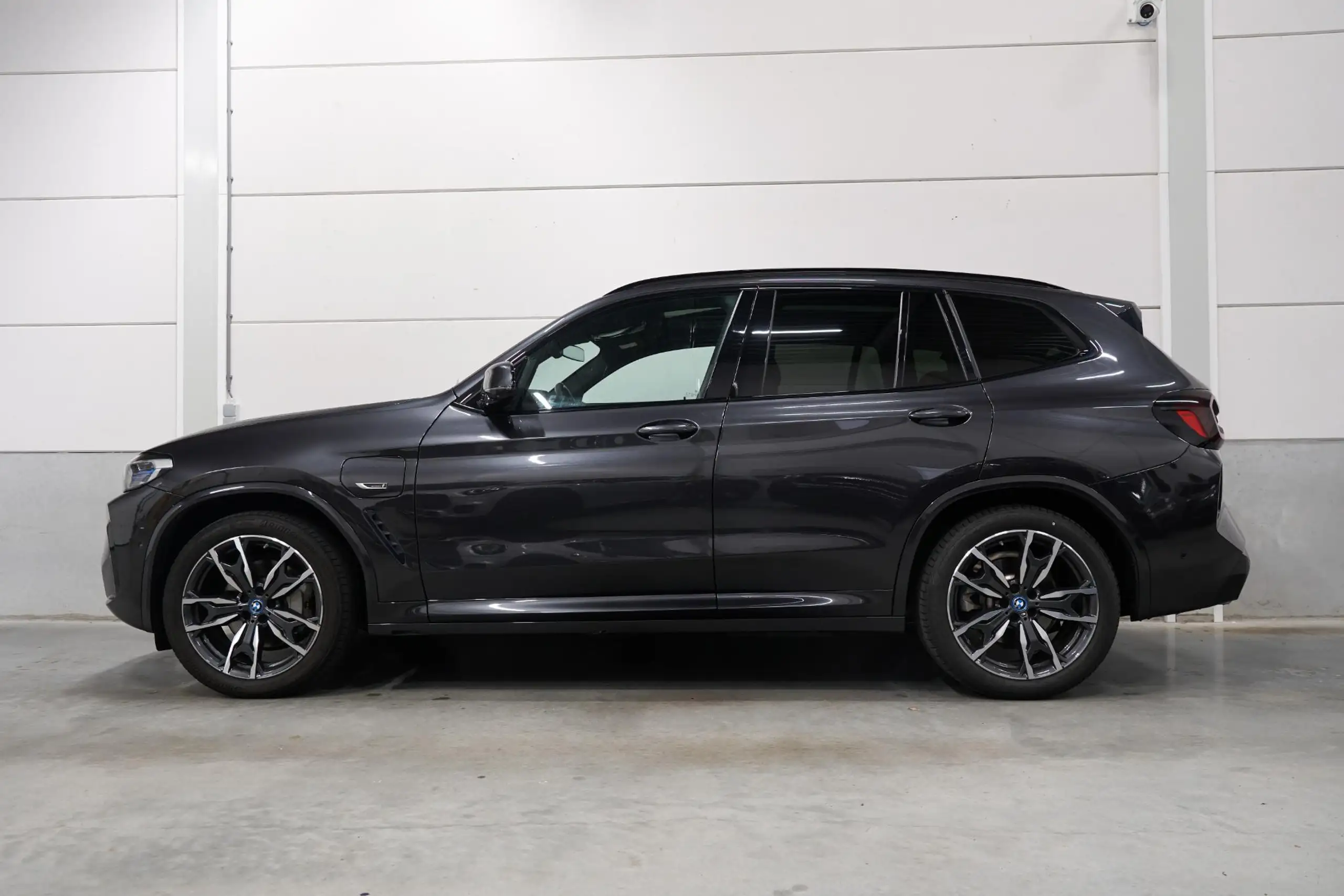 BMW - X3