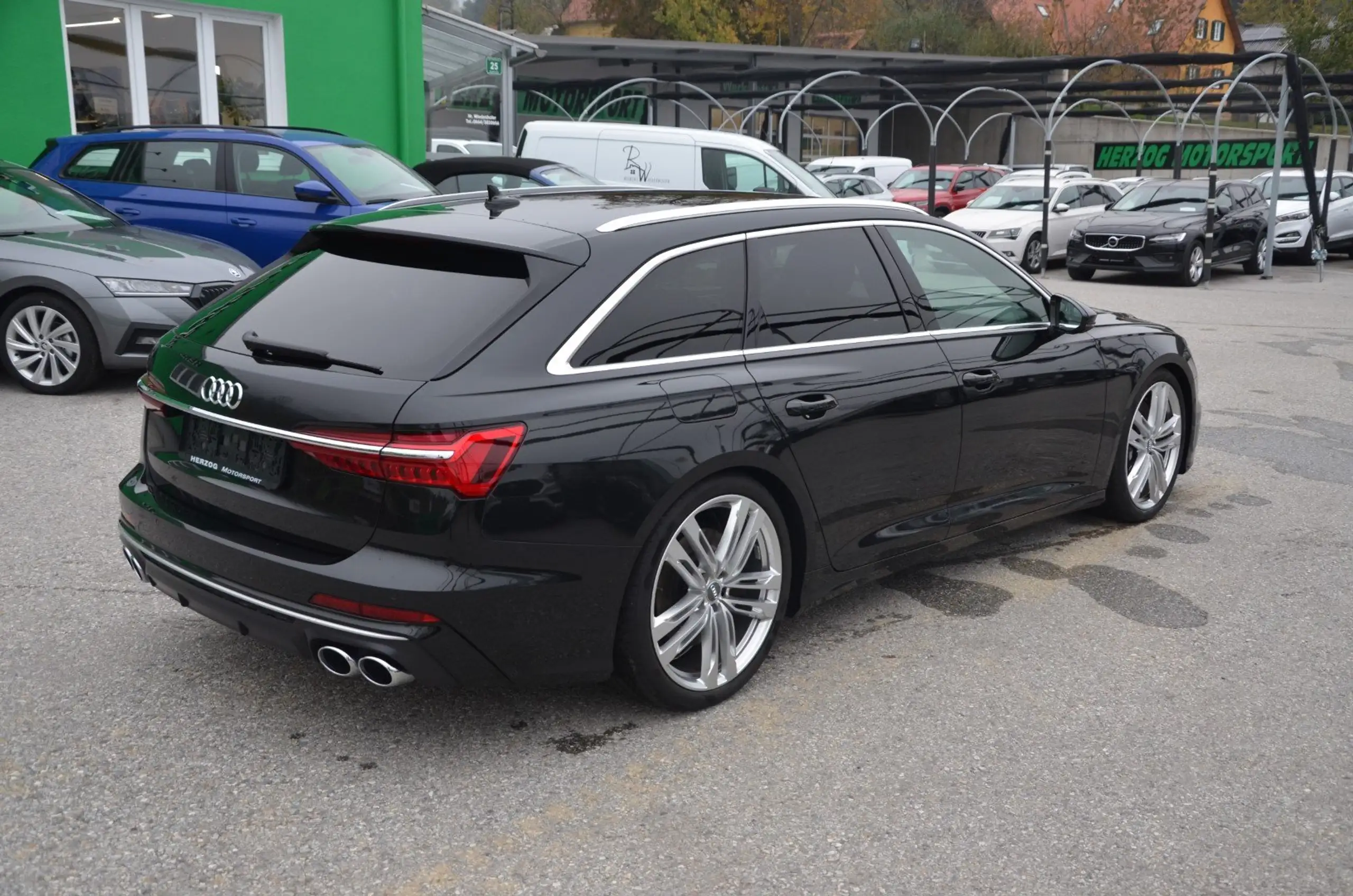 Audi - S6