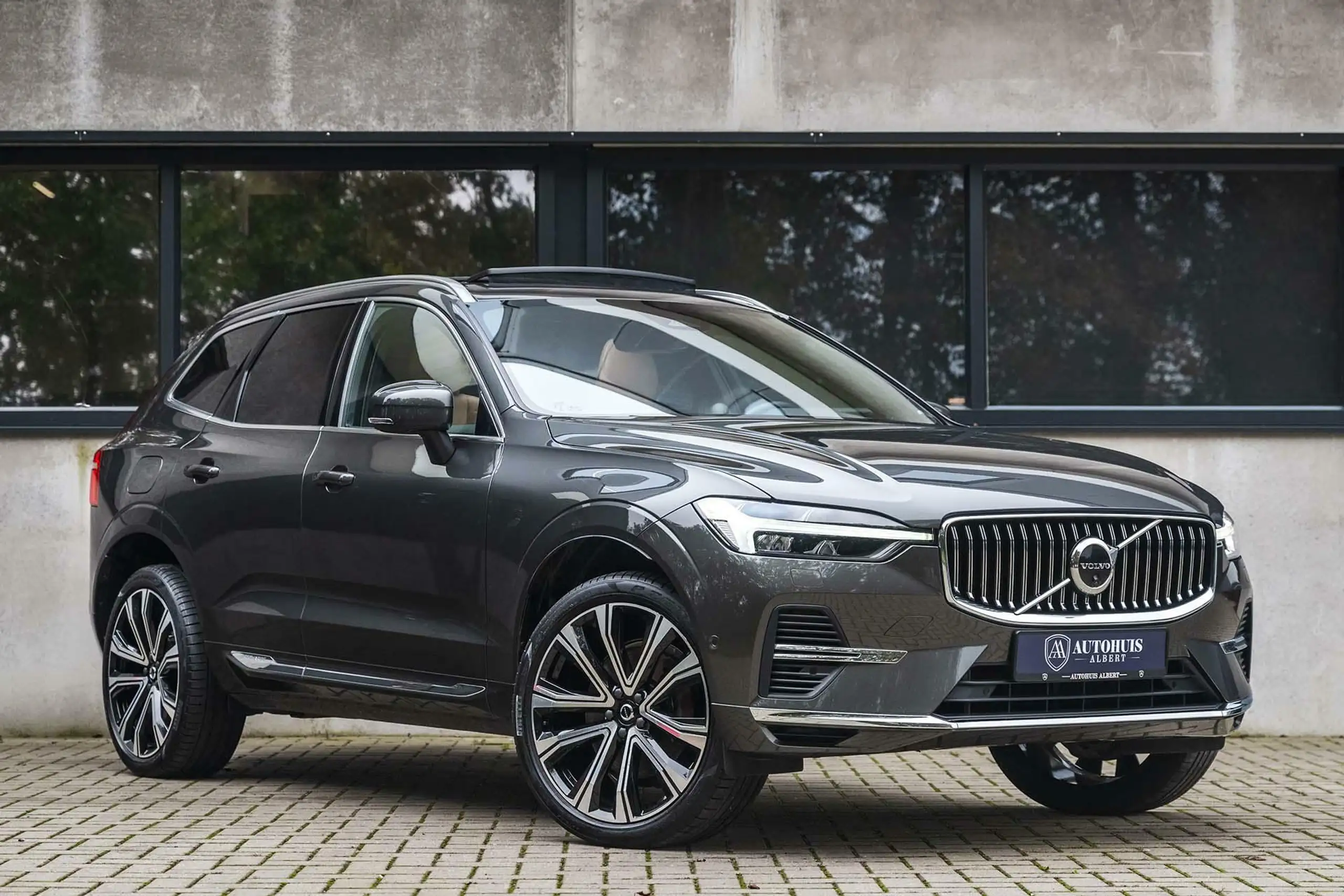 Volvo - XC60