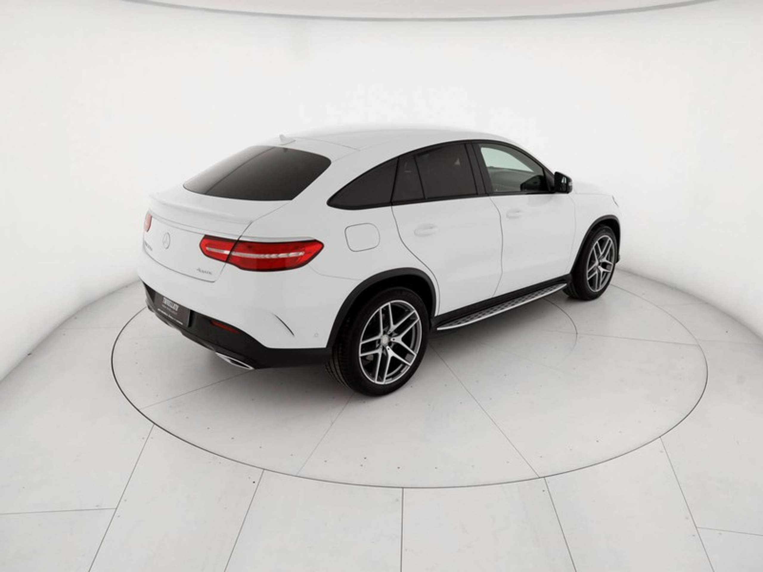 Mercedes-Benz - GLE 350