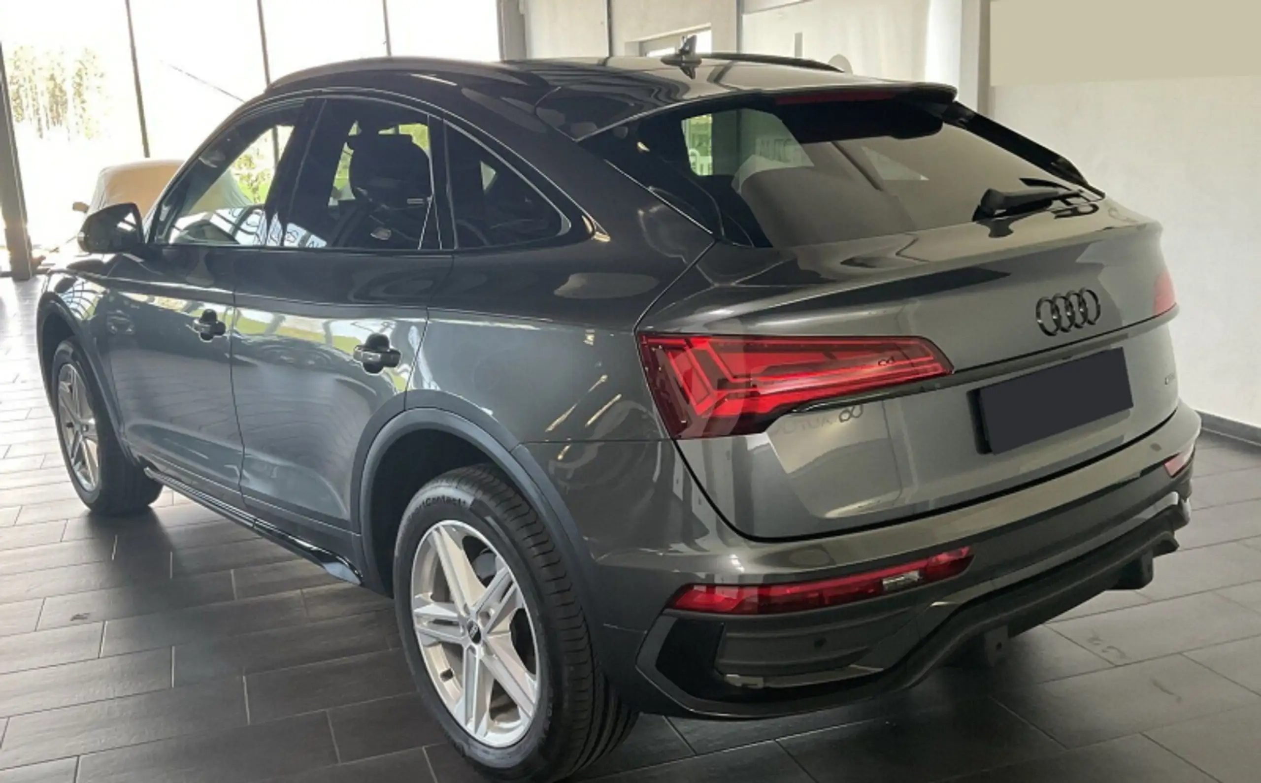 Audi - Q5