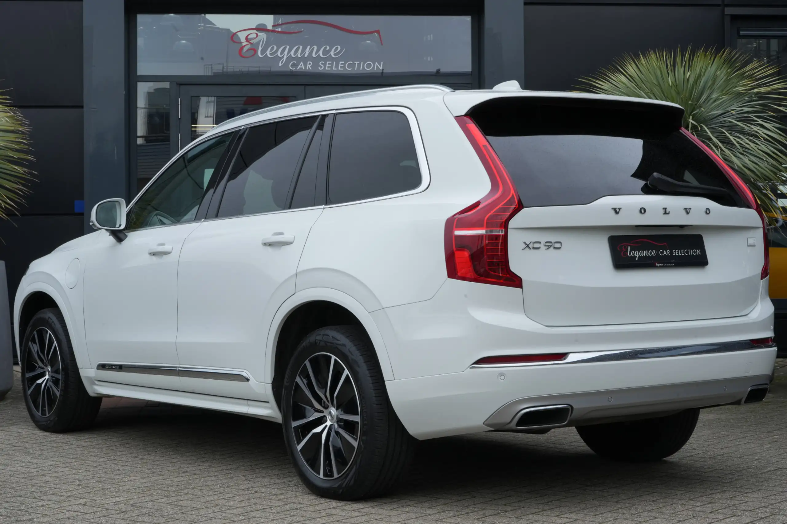 Volvo - XC90