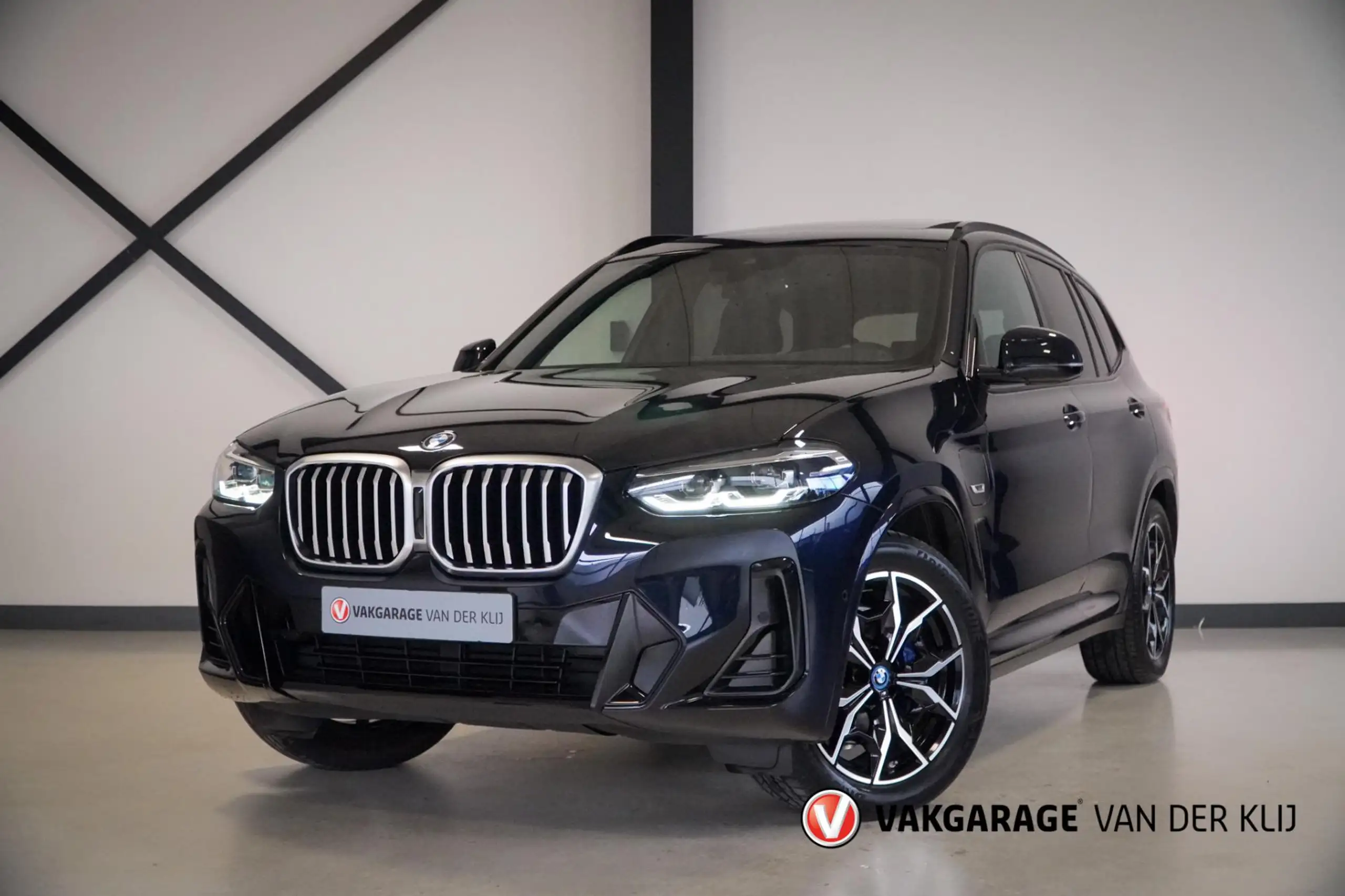 BMW - X3