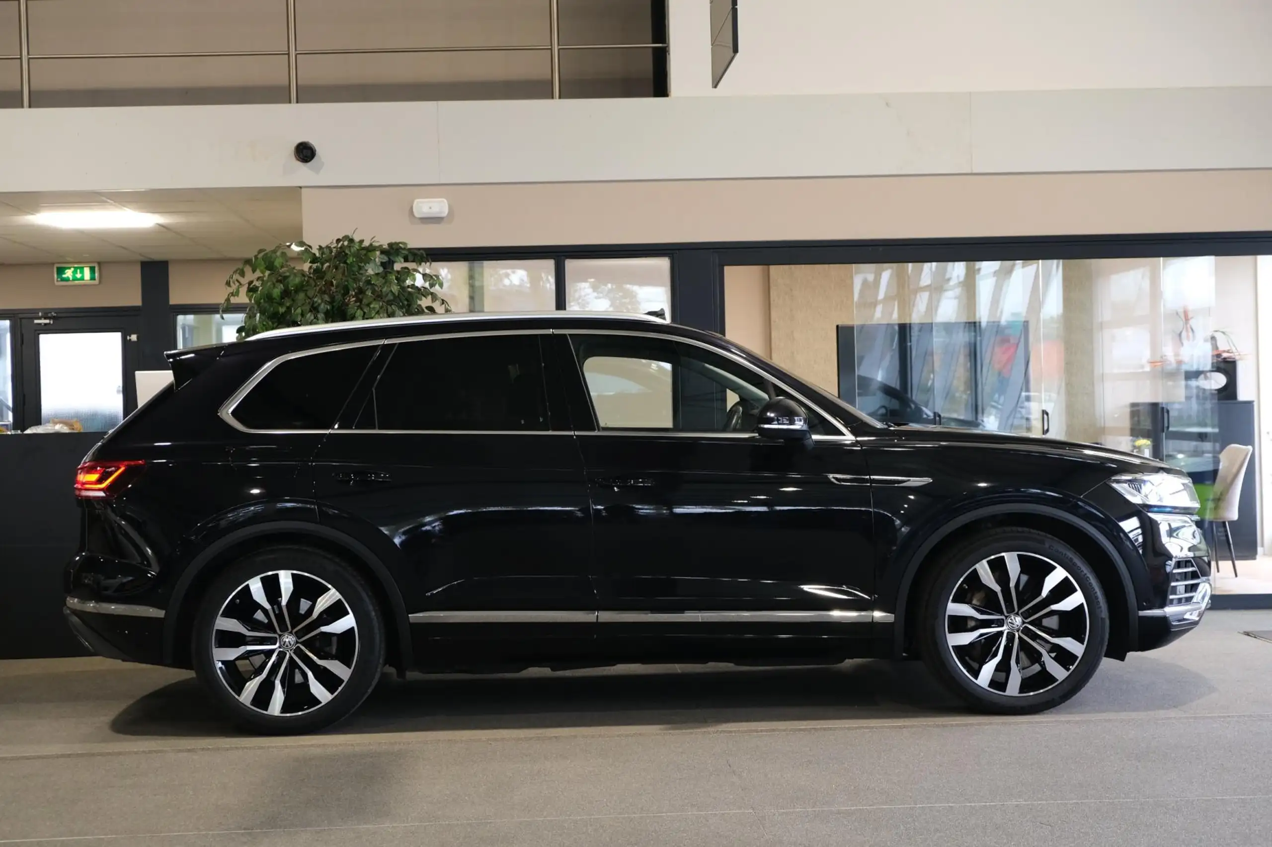 Volkswagen - Touareg