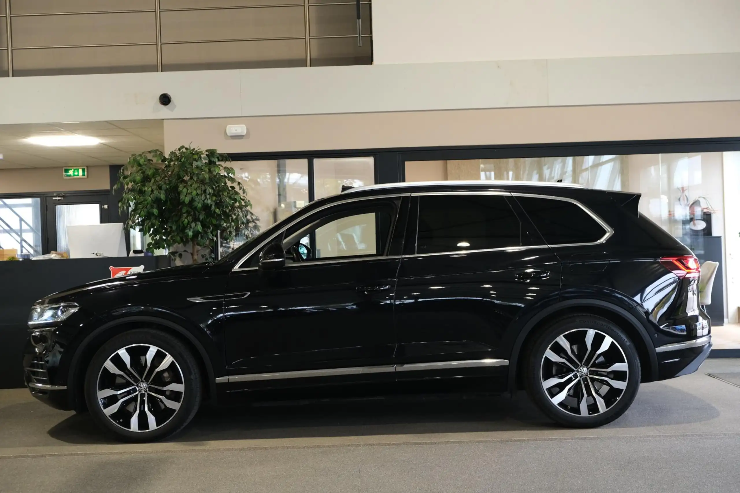 Volkswagen - Touareg