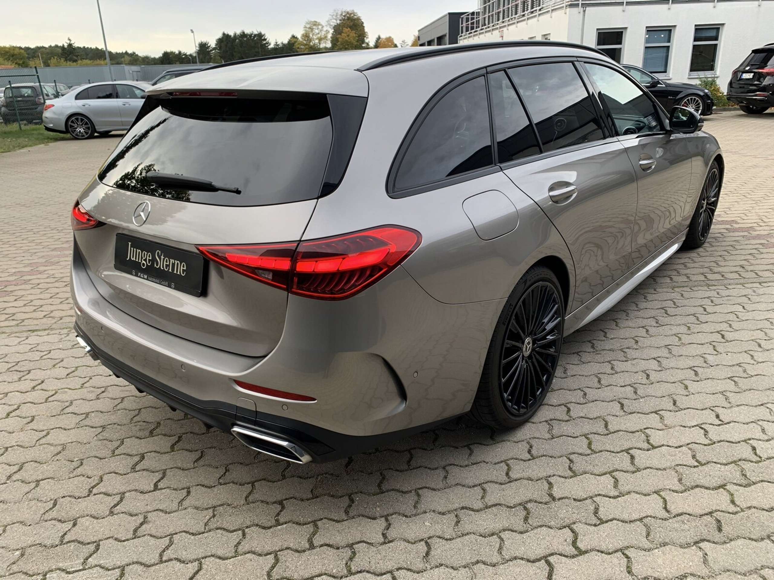 Mercedes-Benz - C 300