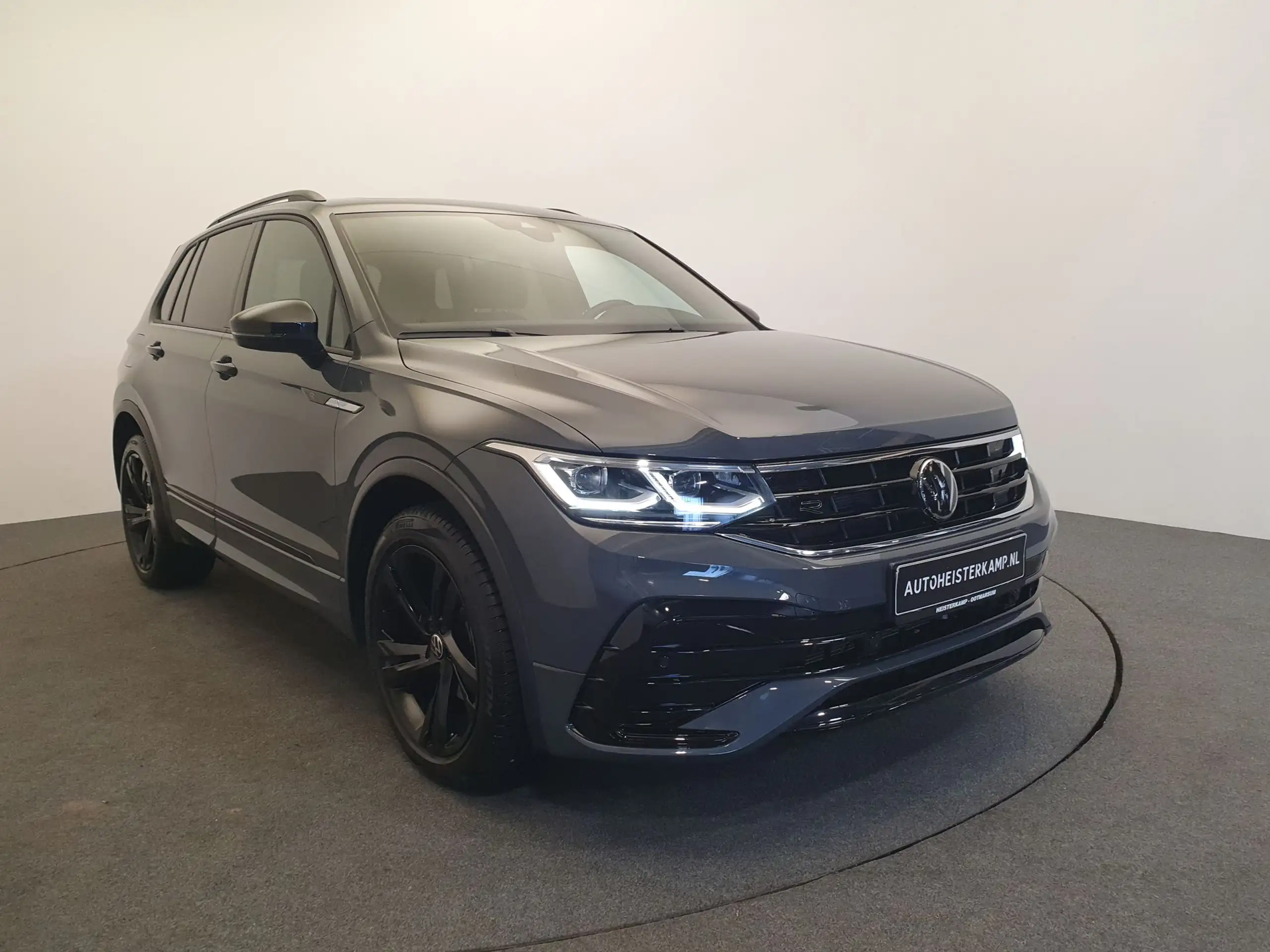 Volkswagen - Tiguan