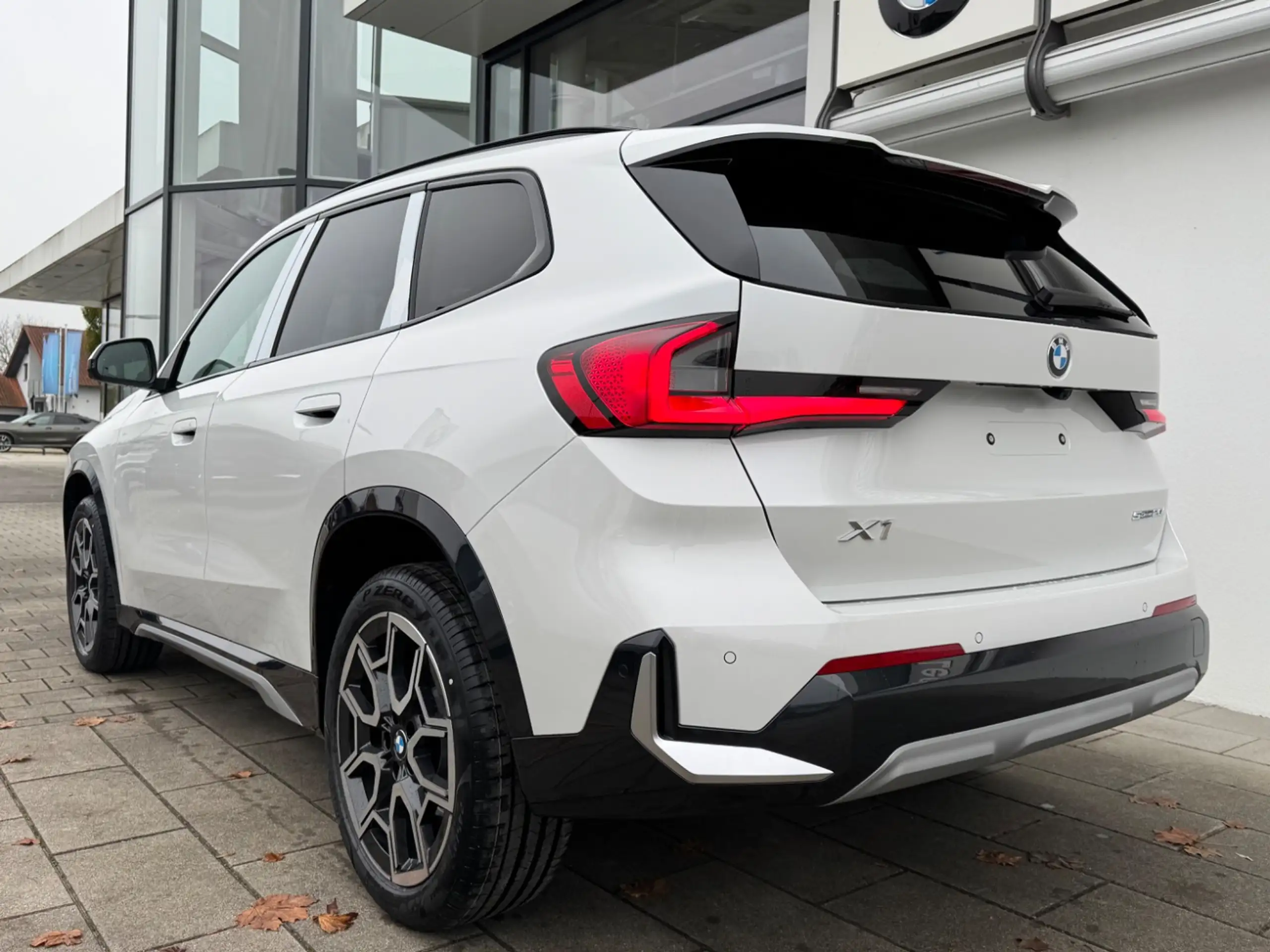 BMW - X1