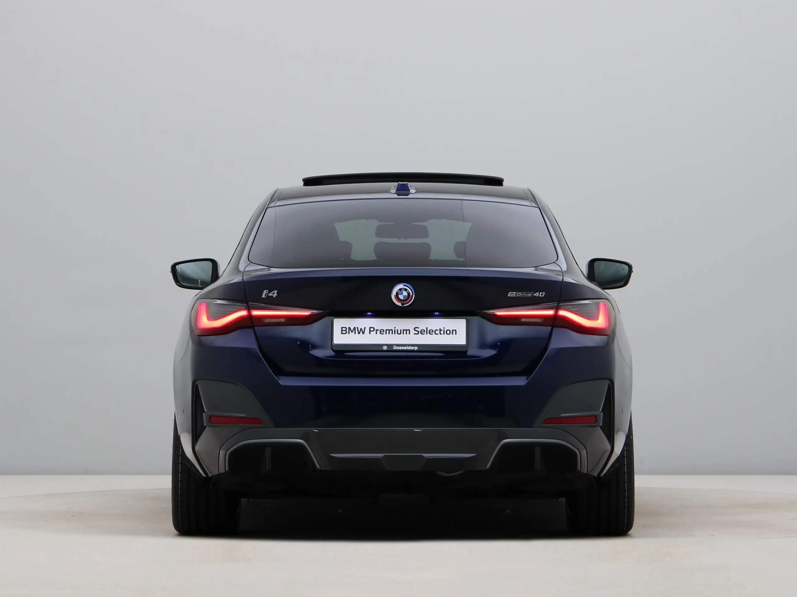 BMW - i4