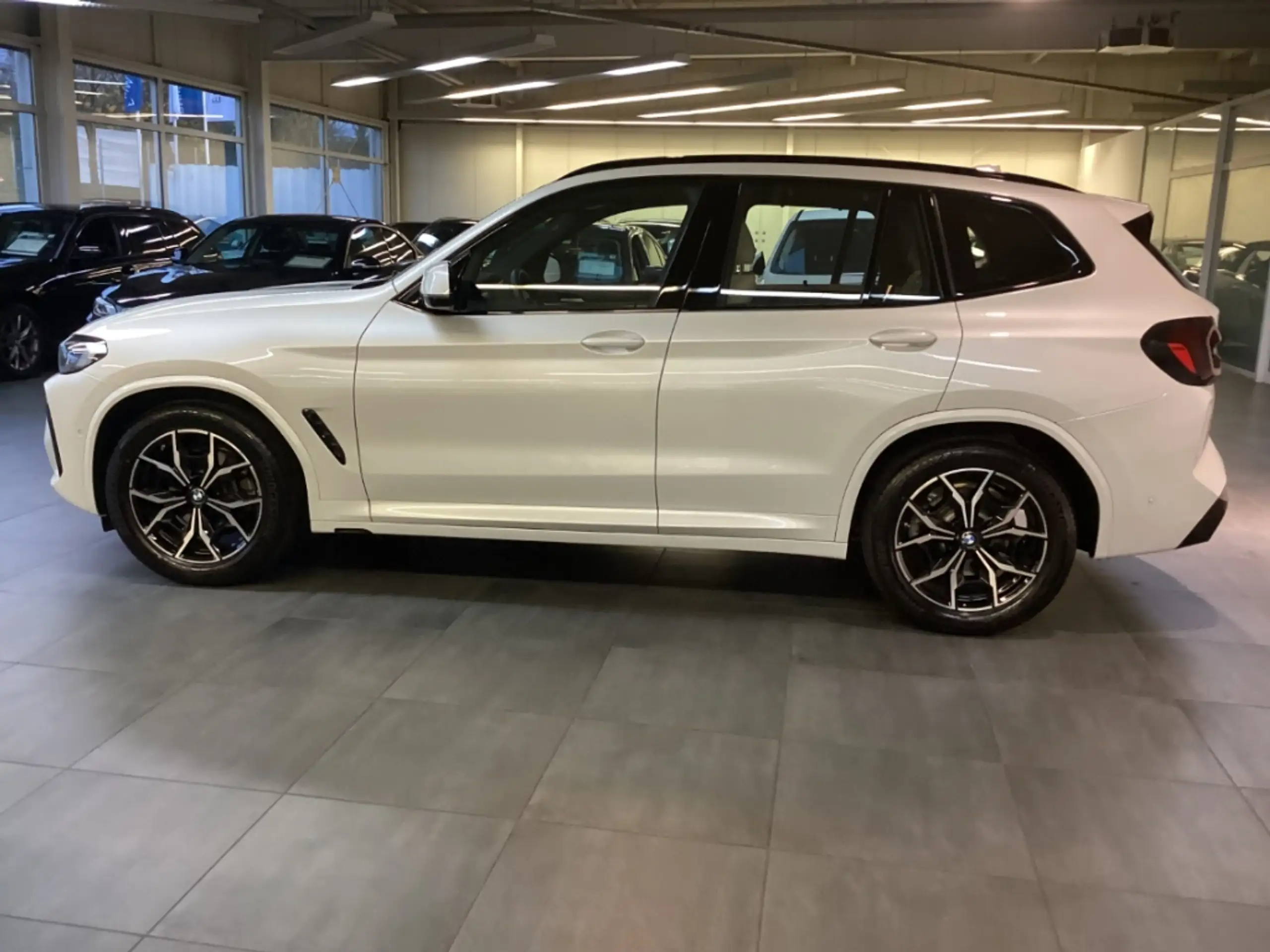 BMW - X3